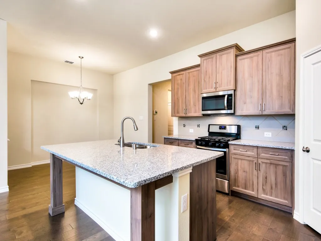 Single Family Residence For Rent in Denton County , 7024 Mapleshade Way, Little Elm, Texas 76227, 3 Bedroom, 2 Bathroom, 2 Garage spaces, 1,910 Sqft, built in 2022, mls#21406228, Real Estate Agent in Little Elm, Homes For Rent in Denton county, Homes For Rent in Little Elm, Realtor in Little Elm Texas, Real Estate Brokerage Independent Realty Texas, Luminita Cordes Realtor