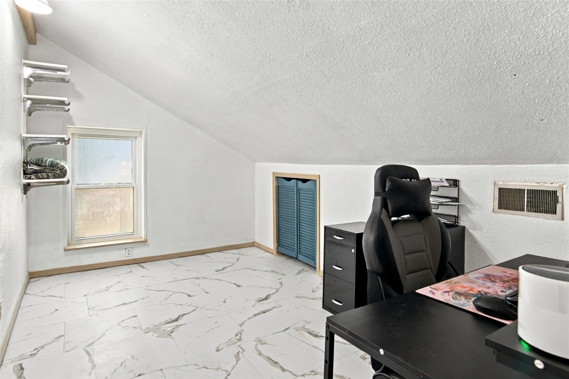 Upstairs secondary bedroom or bonus room
