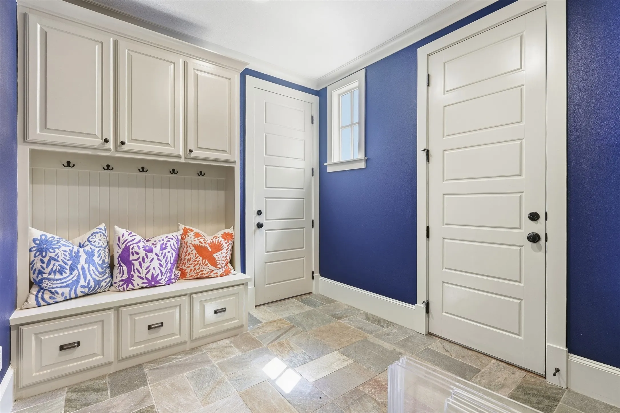 Single Family Residence For Sale in Tarrant County , 3057 Elm River Drive, Fort Worth, Texas 76116, 4 Bedroom, 4 Bathroom, 3 Garage spaces, 3,741 Sqft, built in 2011, mls#21405286, Real Estate Agent in Fort Worth, Homes For Sale in Tarrant county, Homes For Sale in Fort Worth, Realtor in Fort Worth Texas, Real Estate Brokerage Independent Realty Texas, Luminita Cordes Realtor
