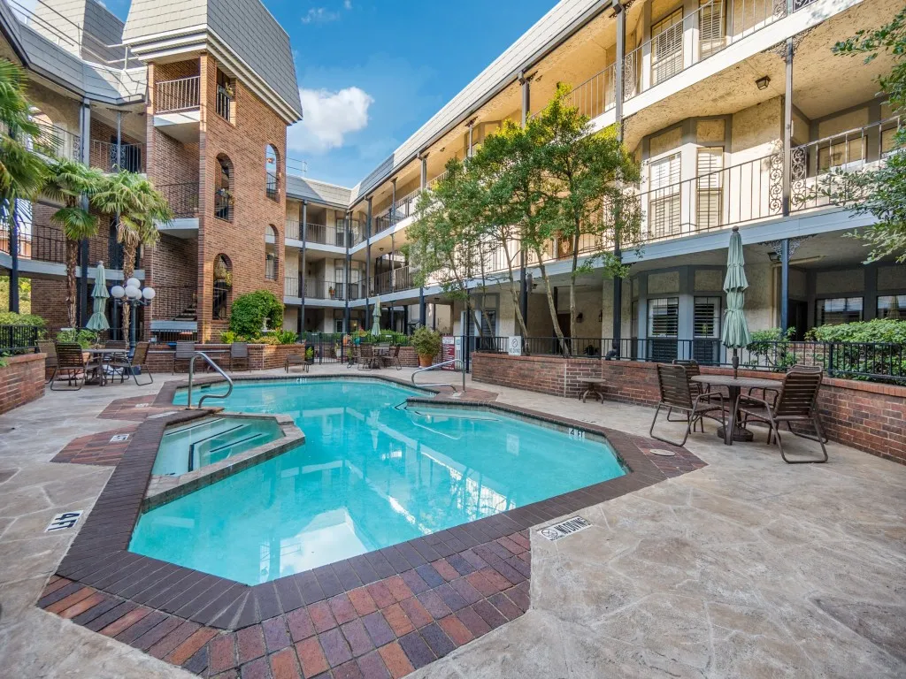Condominium For Rent in Dallas County , 8610 Turtle Creek Boulevard 106, Dallas, Texas 75225, 2 Bedroom, 2 Bathroom, 2 Garage spaces, 1,405 Sqft, built in 1984, mls#21404347, Real Estate Agent in Dallas, Homes For Rent in Dallas county, Homes For Rent in Dallas, Realtor in Dallas Texas, Real Estate Brokerage Independent Realty Texas, Luminita Cordes Realtor