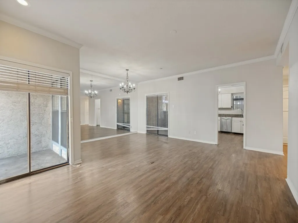 Condominium For Rent in Dallas County , 8610 Turtle Creek Boulevard 106, Dallas, Texas 75225, 2 Bedroom, 2 Bathroom, 2 Garage spaces, 1,405 Sqft, built in 1984, mls#21404347, Real Estate Agent in Dallas, Homes For Rent in Dallas county, Homes For Rent in Dallas, Realtor in Dallas Texas, Real Estate Brokerage Independent Realty Texas, Luminita Cordes Realtor