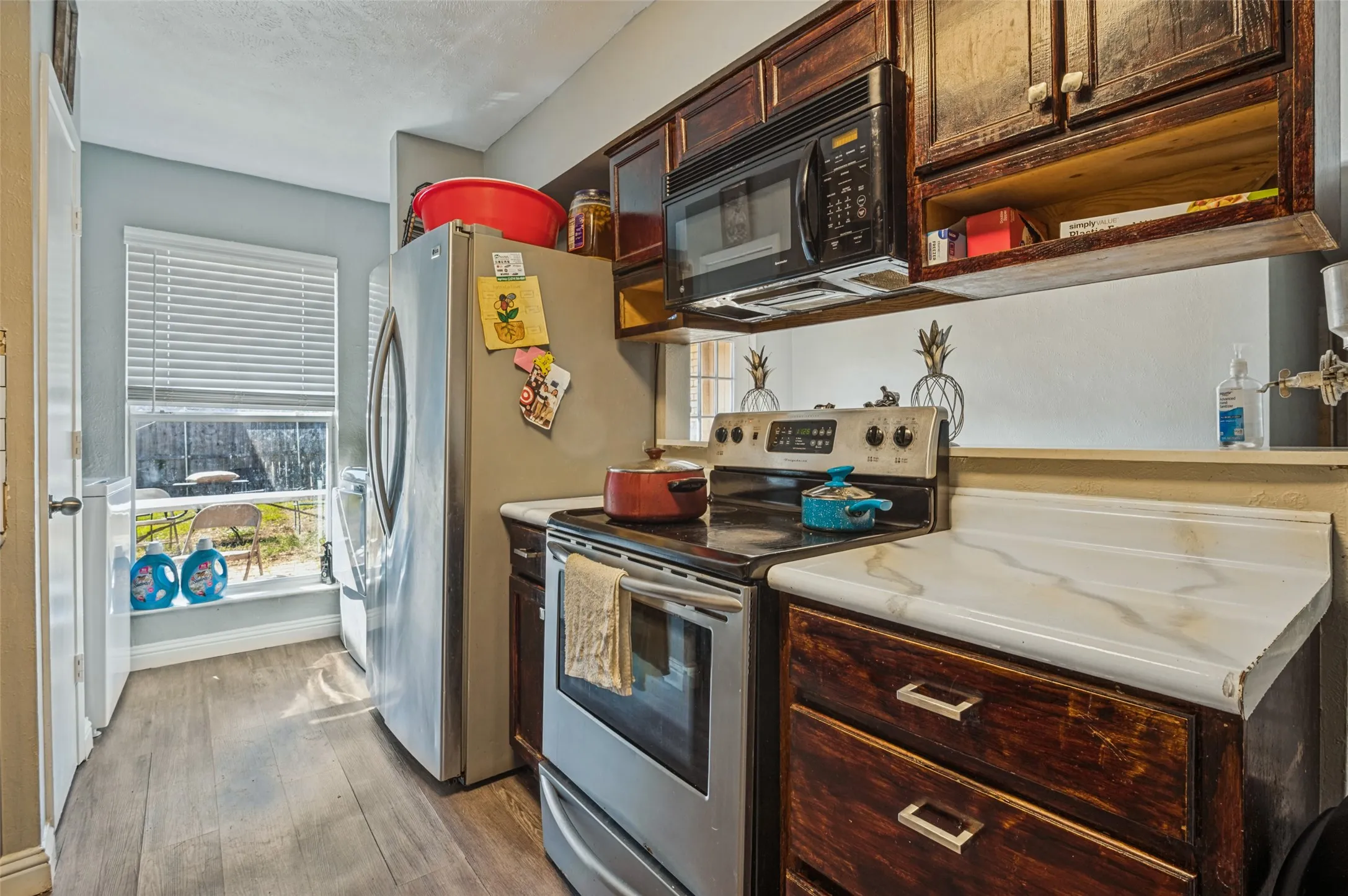 Single Family Residence For Sale in Dallas County , 1202 Canyon Oaks Drive, Lancaster, Texas 75146, 5 Bedroom, 2 Bathroom, Garage spaces, 2,025 Sqft, built in 1979, mls#21406151, Real Estate Agent in Lancaster, Homes For Sale in Dallas county, Homes For Sale in Lancaster, Realtor in Lancaster Texas, Real Estate Brokerage Independent Realty Texas, Luminita Cordes Realtor