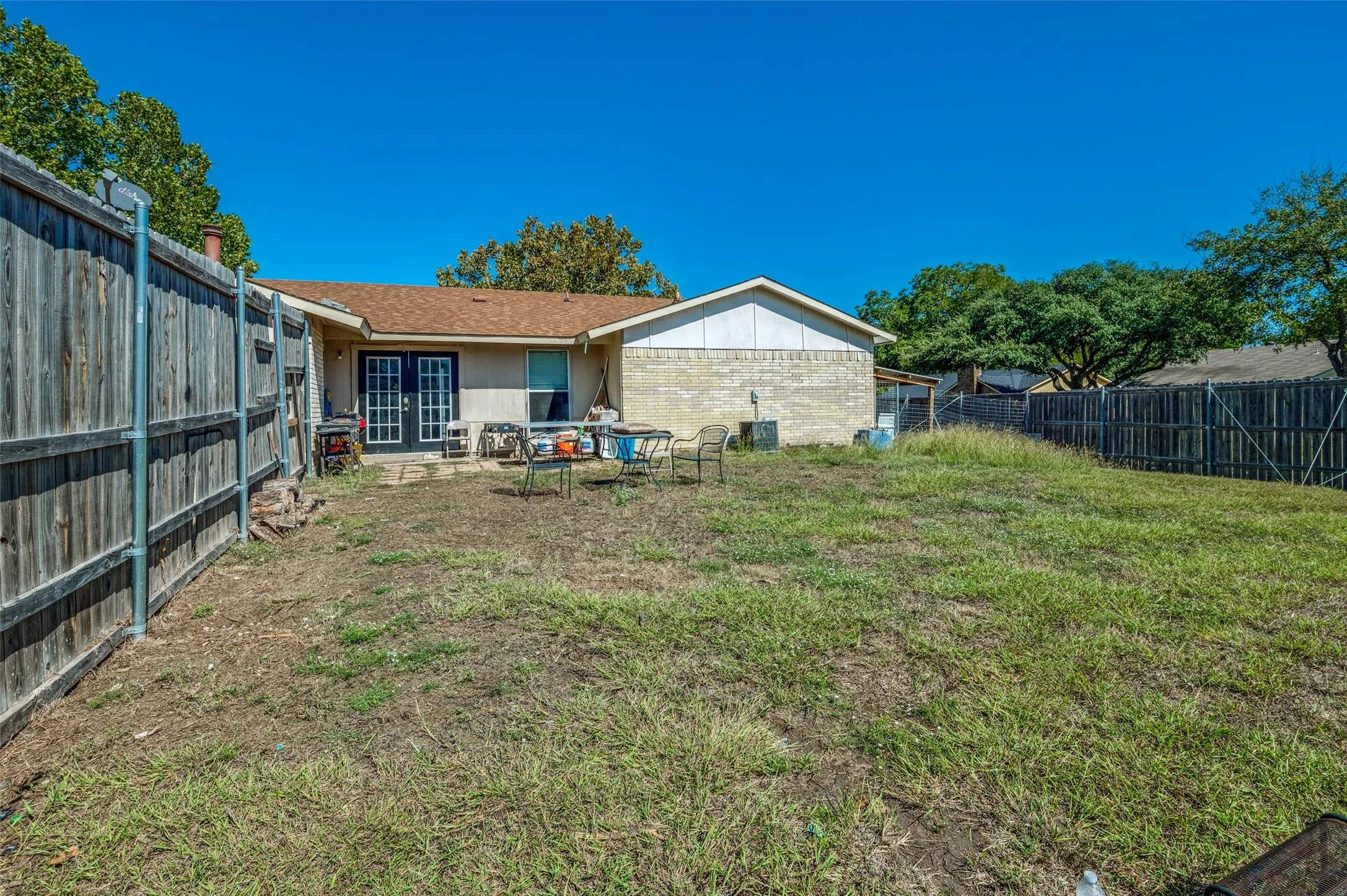 Single Family Residence For Sale in Dallas County , 1202 Canyon Oaks Drive, Lancaster, Texas 75146, 5 Bedroom, 2 Bathroom, Garage spaces, 2,025 Sqft, built in 1979, mls#21406151, Real Estate Agent in Lancaster, Homes For Sale in Dallas county, Homes For Sale in Lancaster, Realtor in Lancaster Texas, Real Estate Brokerage Independent Realty Texas, Luminita Cordes Realtor