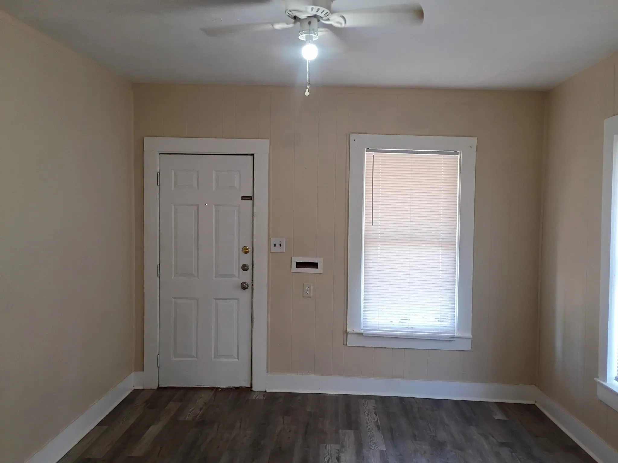 Single Family Residence For Sale in Taylor County , 925 Peach Street, Abilene, Texas 79602, 2 Bedroom, 1 Bathroom, Garage spaces, 776 Sqft, built in 1952, mls#21406244, Real Estate Agent in Abilene, Homes For Sale in Taylor county, Homes For Sale in Abilene, Realtor in Abilene Texas, Real Estate Brokerage Independent Realty Texas, Luminita Cordes Realtor