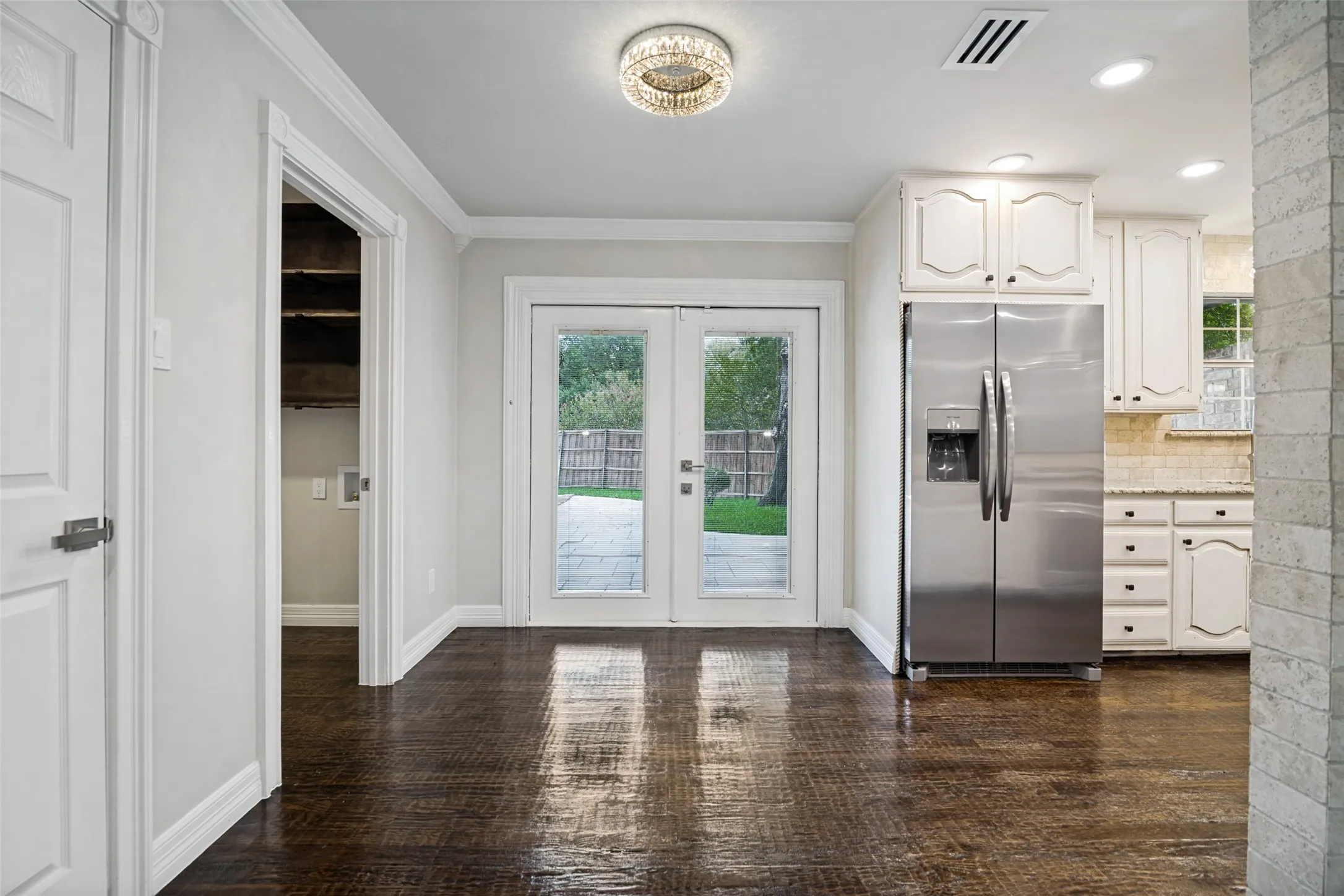 Single Family Residence For Rent in Dallas County , 2641 Windswept Lane, Mesquite, Texas 75181, 4 Bedroom, 3 Bathroom, 2 Garage spaces, 2,192 Sqft, built in 1988, mls#21406245, Real Estate Agent in Mesquite, Homes For Rent in Dallas county, Homes For Rent in Mesquite, Realtor in Mesquite Texas, Real Estate Brokerage Independent Realty Texas, Luminita Cordes Realtor