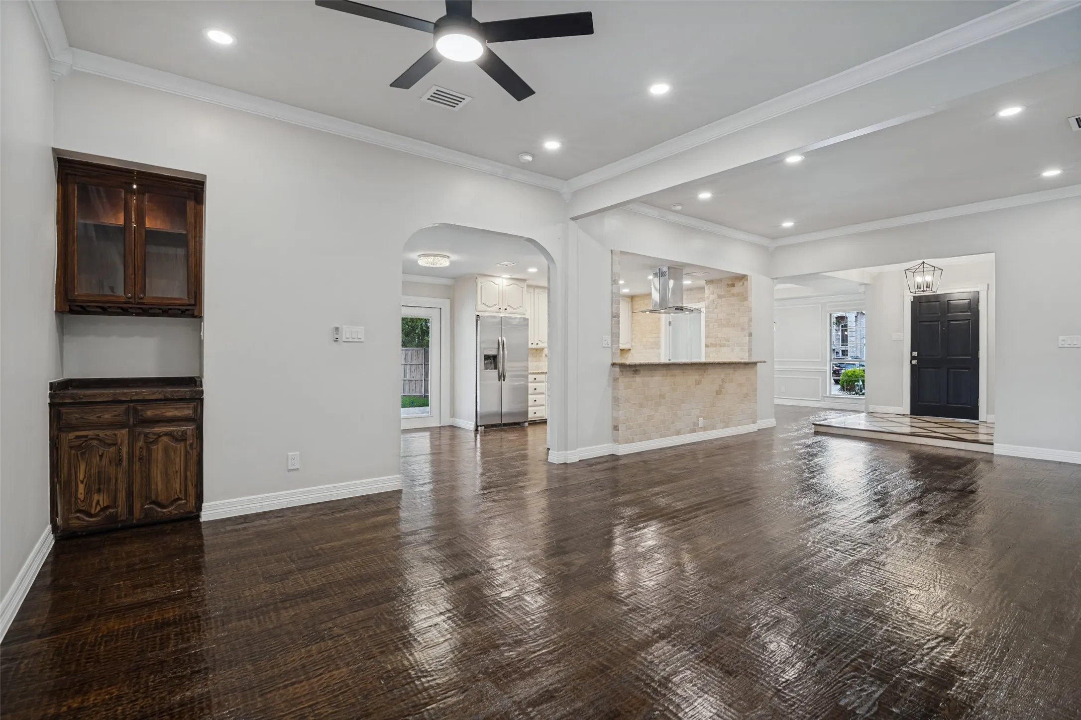 Single Family Residence For Rent in Dallas County , 2641 Windswept Lane, Mesquite, Texas 75181, 4 Bedroom, 3 Bathroom, 2 Garage spaces, 2,192 Sqft, built in 1988, mls#21406245, Real Estate Agent in Mesquite, Homes For Rent in Dallas county, Homes For Rent in Mesquite, Realtor in Mesquite Texas, Real Estate Brokerage Independent Realty Texas, Luminita Cordes Realtor