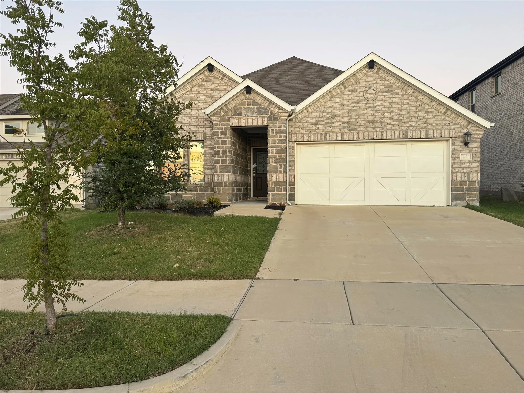 Single Family Residence For Rent in Denton County , 3420 Chivalry Drive, Denton, Texas 76207, 4 Bedroom, 3 Bathroom, 2 Garage spaces, 2,260 Sqft, built in 2022, mls#21406209, Real Estate Agent in Denton, Homes For Rent in Denton county, Homes For Rent in Denton, Realtor in Denton Texas, Real Estate Brokerage Independent Realty Texas, Luminita Cordes Realtor