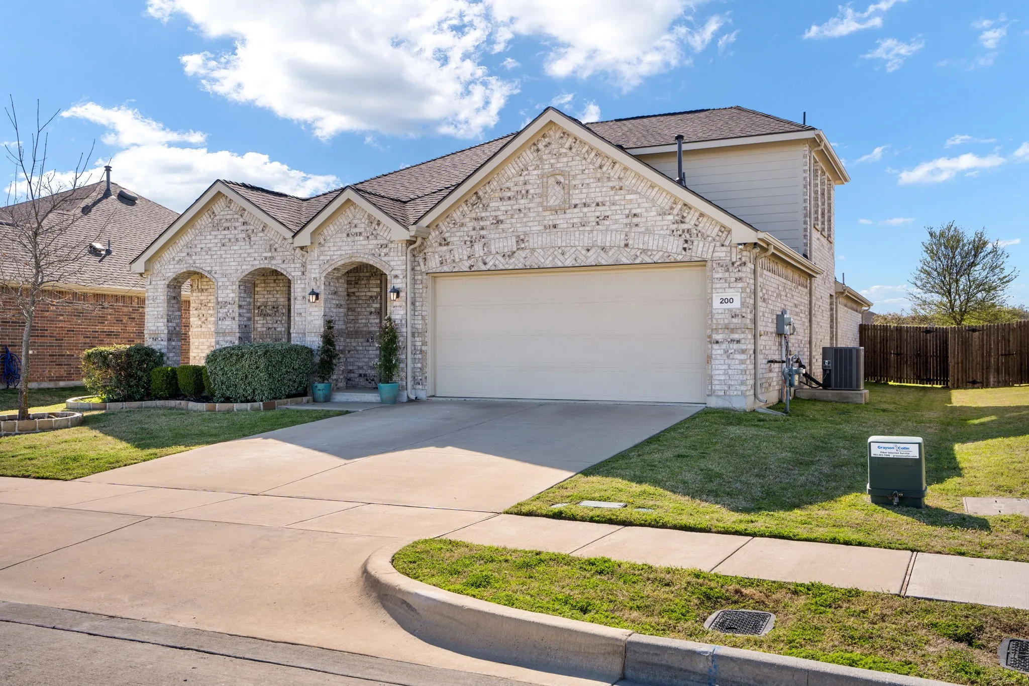Single Family Residence For Rent in Collin County , 200 Copper Switch Drive, Anna, Texas 75409, 4 Bedroom, 3 Bathroom, 2 Garage spaces, 2,303 Sqft, built in 2020, mls#21406217, Real Estate Agent in Anna, Homes For Rent in Collin county, Homes For Rent in Anna, Realtor in Anna Texas, Real Estate Brokerage Independent Realty Texas, Luminita Cordes Realtor