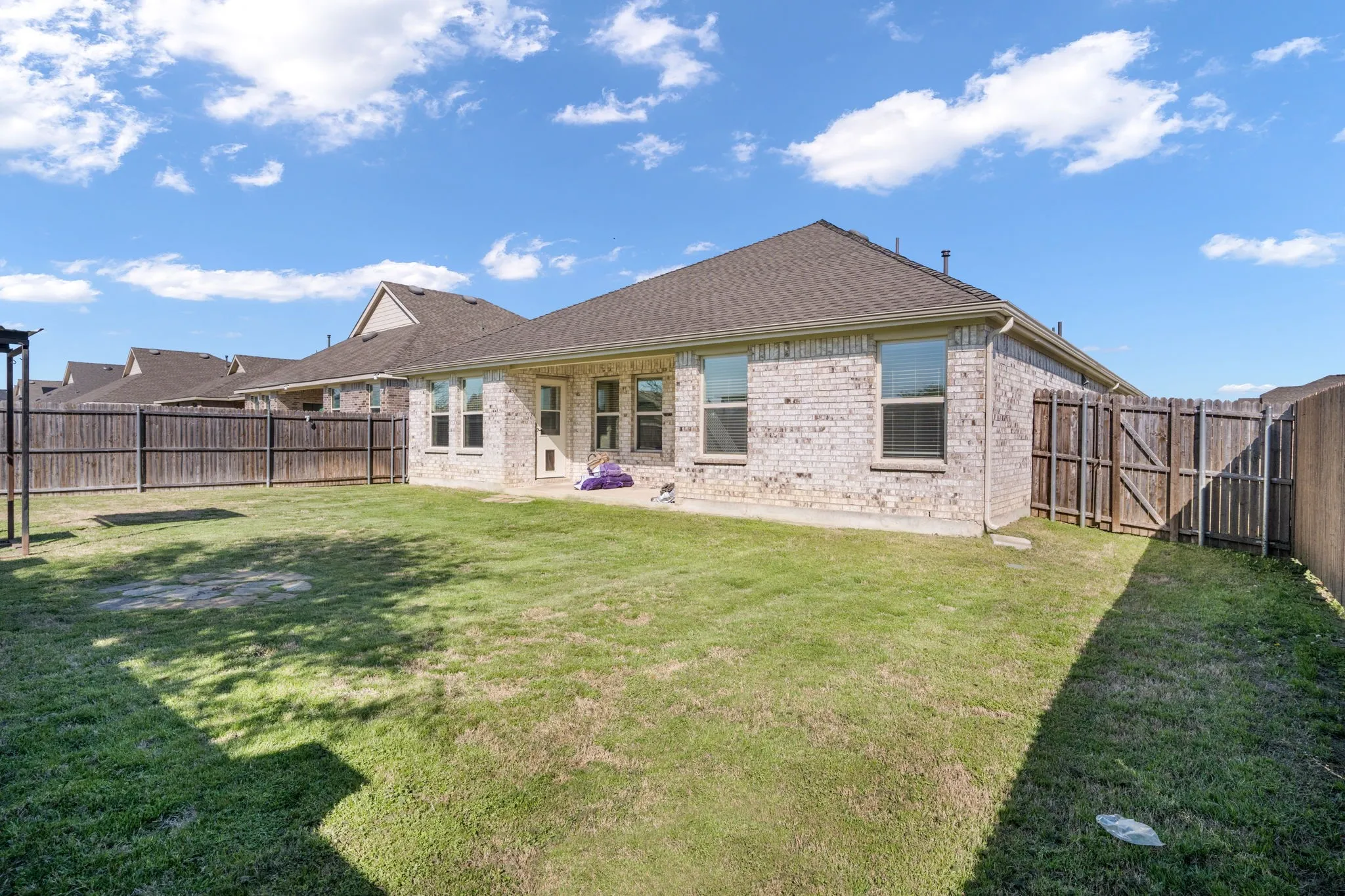 Single Family Residence For Rent in Collin County , 200 Copper Switch Drive, Anna, Texas 75409, 4 Bedroom, 3 Bathroom, 2 Garage spaces, 2,303 Sqft, built in 2020, mls#21406217, Real Estate Agent in Anna, Homes For Rent in Collin county, Homes For Rent in Anna, Realtor in Anna Texas, Real Estate Brokerage Independent Realty Texas, Luminita Cordes Realtor
