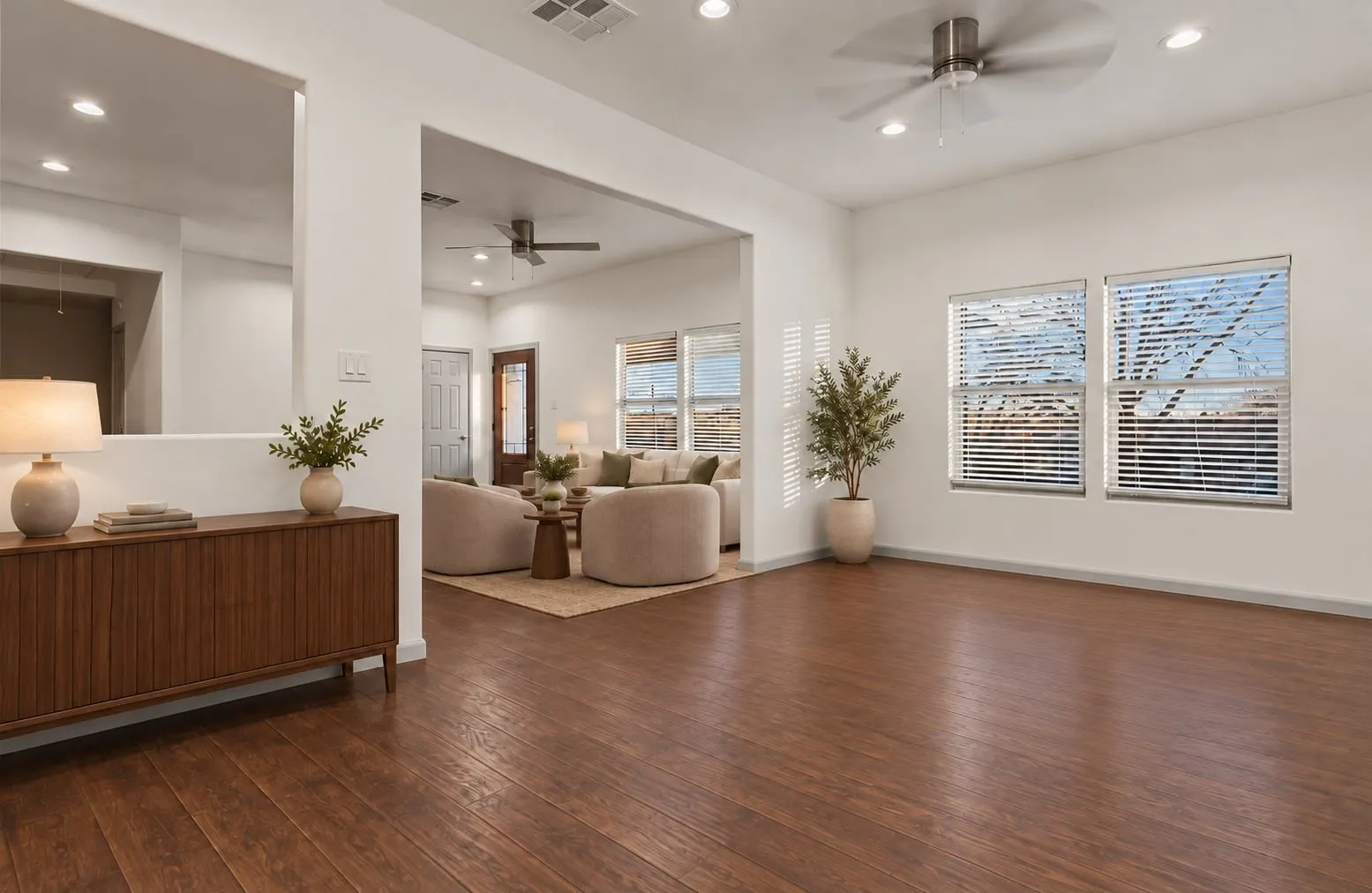 Single Family Residence For Sale in Dallas County , 1207 E Russell Avenue, Carrollton, Texas 75006, 3 Bedroom, 2 Bathroom, Garage spaces, 2,096 Sqft, built in 1954, mls#21406254, Real Estate Agent in Carrollton, Homes For Sale in Dallas county, Homes For Sale in Carrollton, Realtor in Carrollton Texas, Real Estate Brokerage Independent Realty Texas, Luminita Cordes Realtor