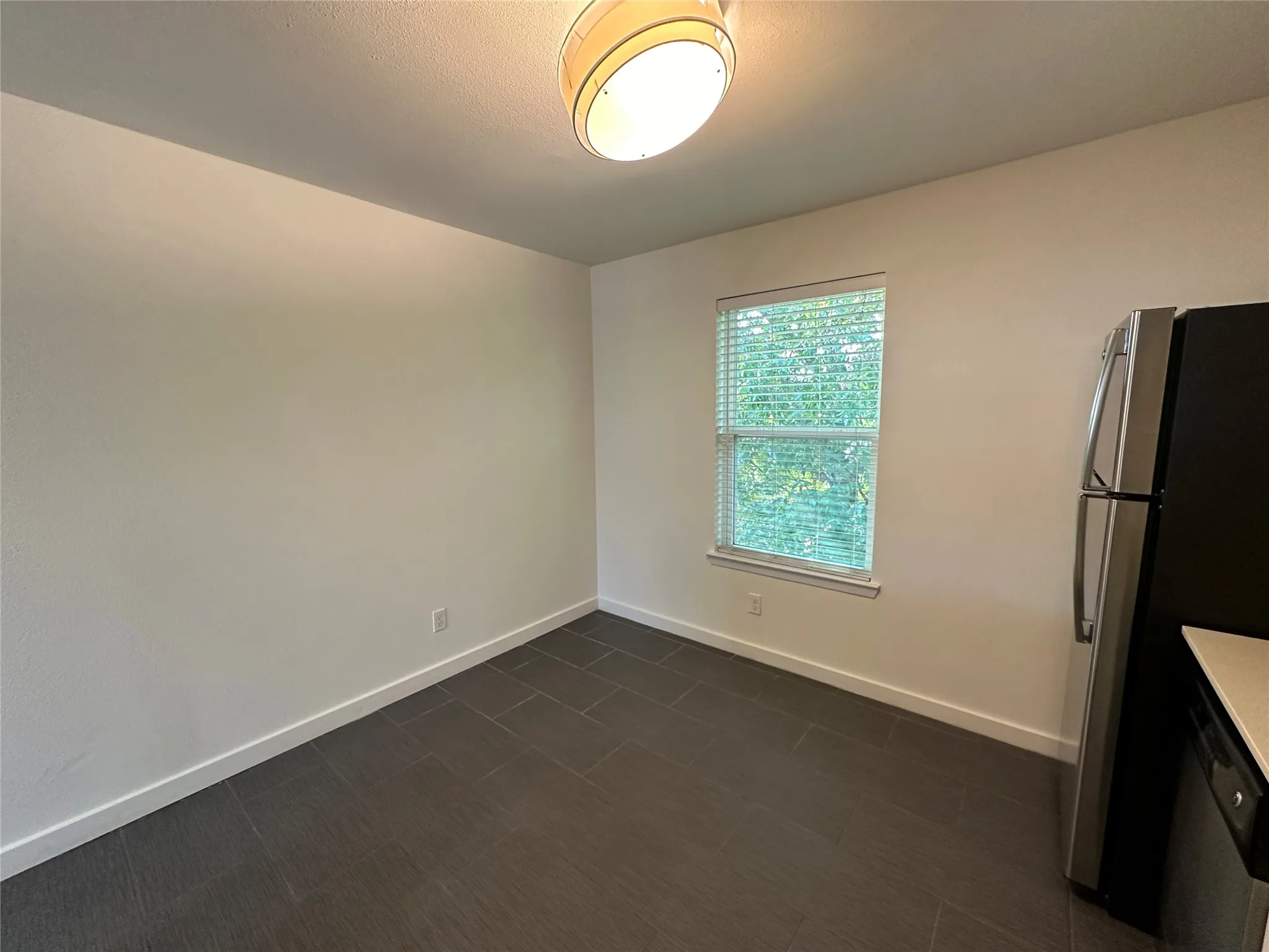 Apartment For Rent in Dallas County , 5404 Reiger Avenue 301, Dallas, Texas 75214, 3 Bedroom, 2 Bathroom, Garage spaces, 1,093 Sqft, built in 1986, mls#21406253, Real Estate Agent in Dallas, Homes For Rent in Dallas county, Homes For Rent in Dallas, Realtor in Dallas Texas, Real Estate Brokerage Independent Realty Texas, Luminita Cordes Realtor