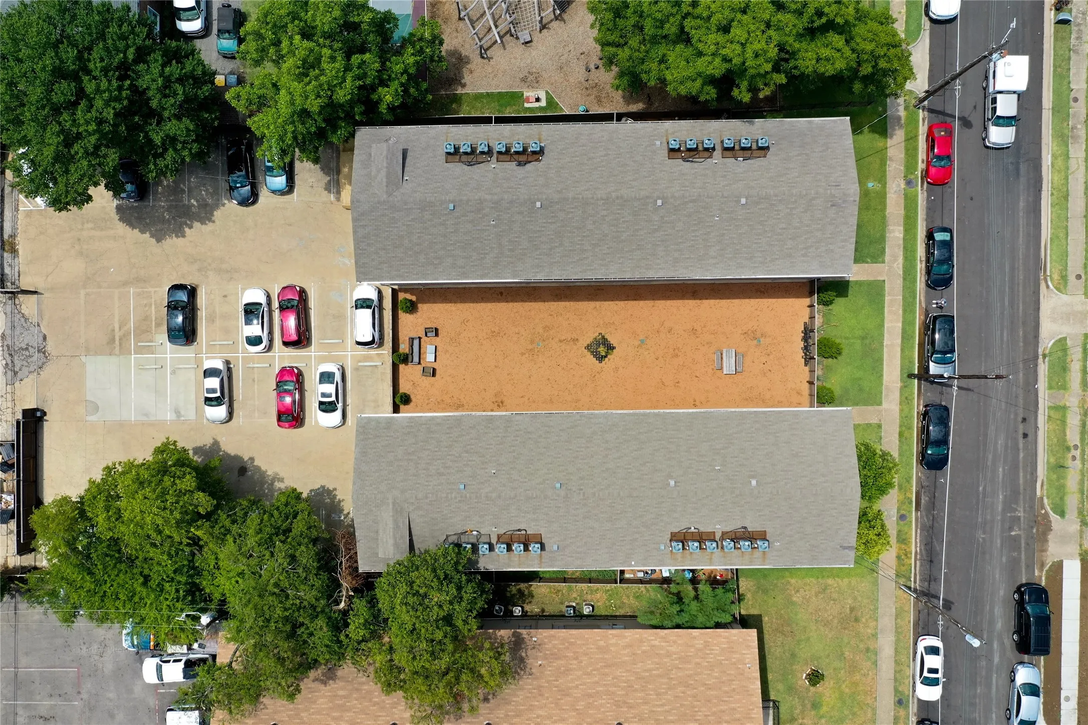 Apartment For Rent in Dallas County , 5404 Reiger Avenue 301, Dallas, Texas 75214, 3 Bedroom, 2 Bathroom, Garage spaces, 1,093 Sqft, built in 1986, mls#21406253, Real Estate Agent in Dallas, Homes For Rent in Dallas county, Homes For Rent in Dallas, Realtor in Dallas Texas, Real Estate Brokerage Independent Realty Texas, Luminita Cordes Realtor