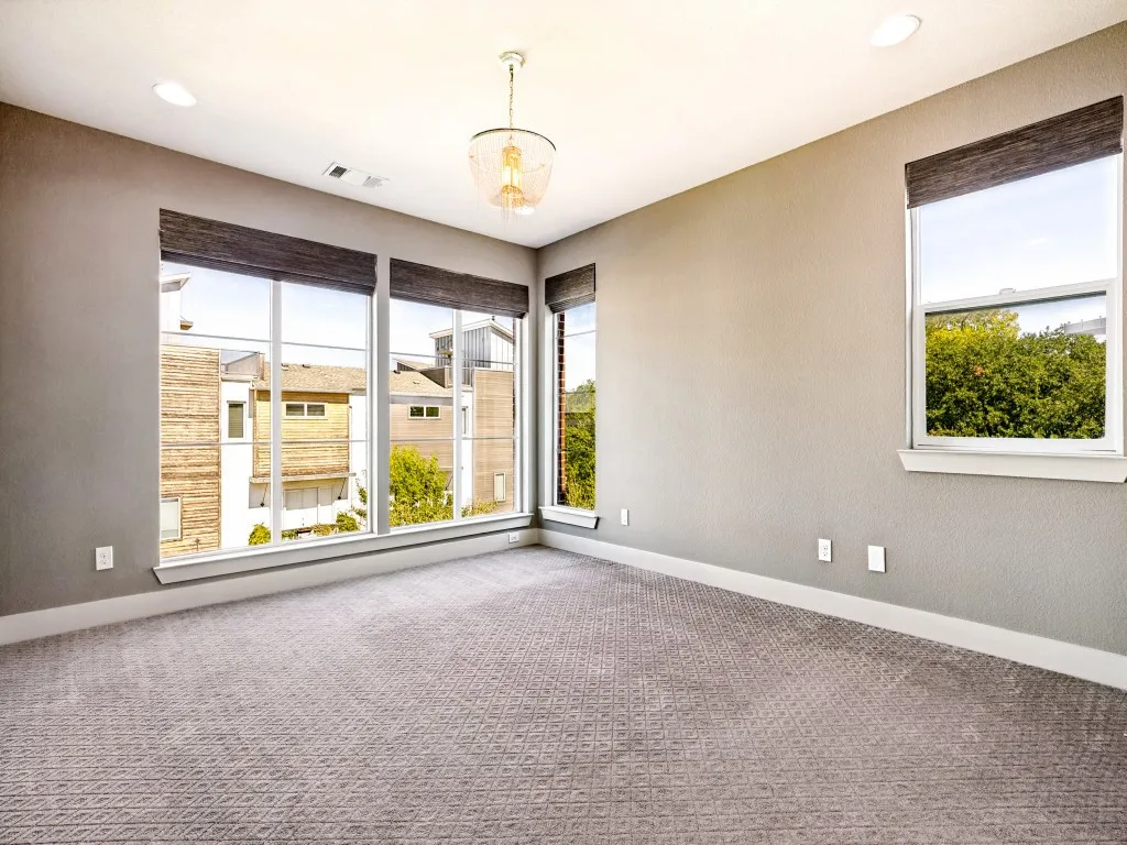 Townhouse For Sale in Tarrant County , 2901 Wingate Street, Fort Worth, Texas 76107, 3 Bedroom, 4 Bathroom, 2 Garage spaces, 2,536 Sqft, built in 2016, mls#21403318, Real Estate Agent in Fort Worth, Homes For Sale in Tarrant county, Homes For Sale in Fort Worth, Realtor in Fort Worth Texas, Real Estate Brokerage Independent Realty Texas, Luminita Cordes Realtor