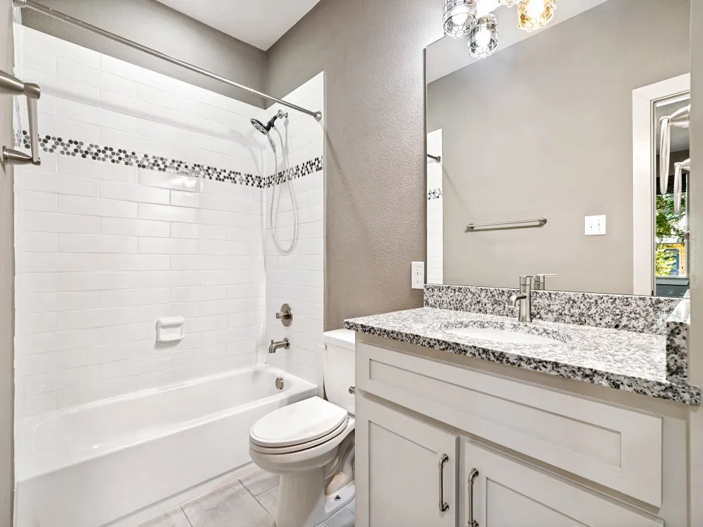 Townhouse For Sale in Tarrant County , 2901 Wingate Street, Fort Worth, Texas 76107, 3 Bedroom, 4 Bathroom, 2 Garage spaces, 2,536 Sqft, built in 2016, mls#21403318, Real Estate Agent in Fort Worth, Homes For Sale in Tarrant county, Homes For Sale in Fort Worth, Realtor in Fort Worth Texas, Real Estate Brokerage Independent Realty Texas, Luminita Cordes Realtor