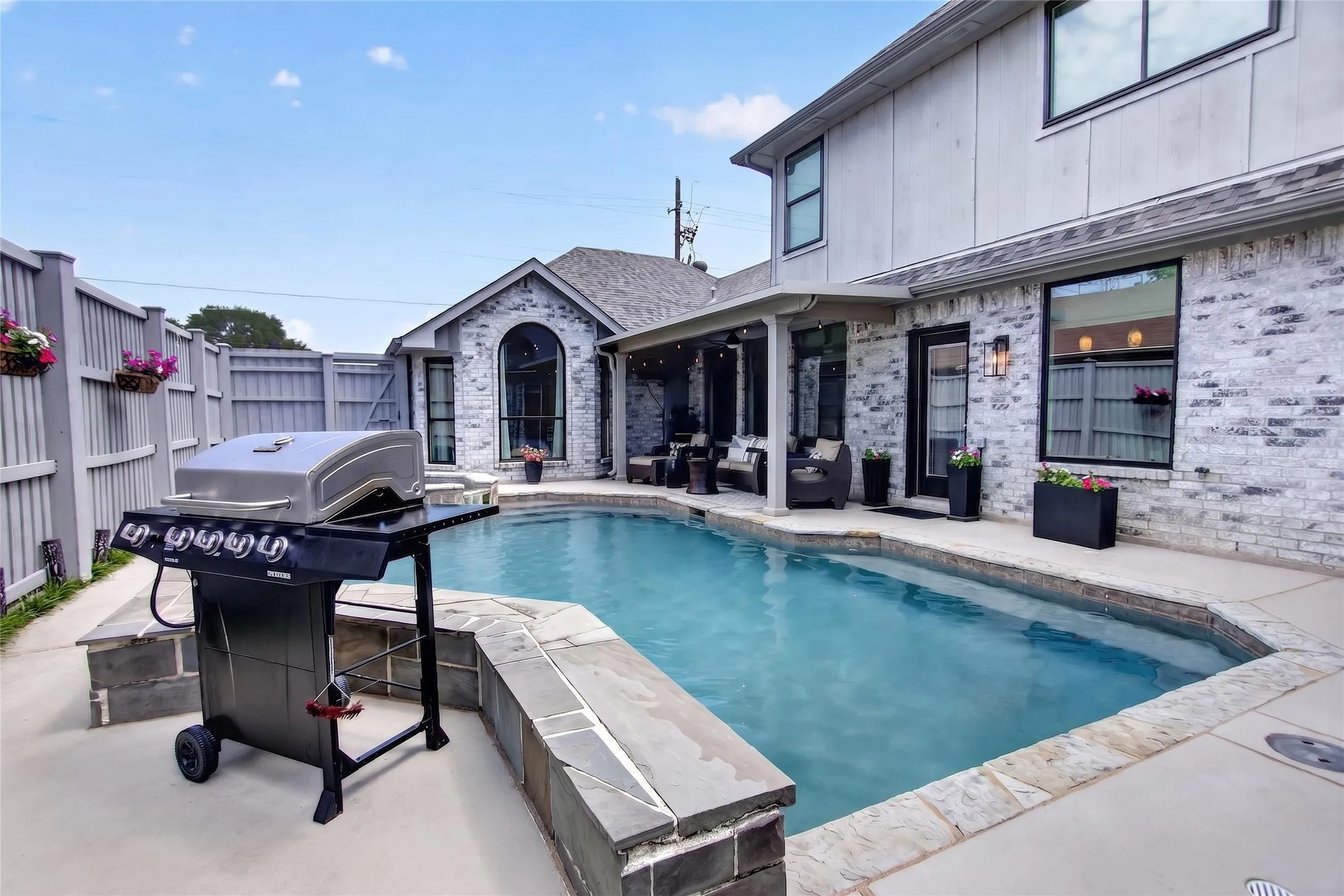 View of Spa steps away from covered patio  2021 New Pool Heater added, 2022 New Pool Pump
Just waiting for you to make a Splash