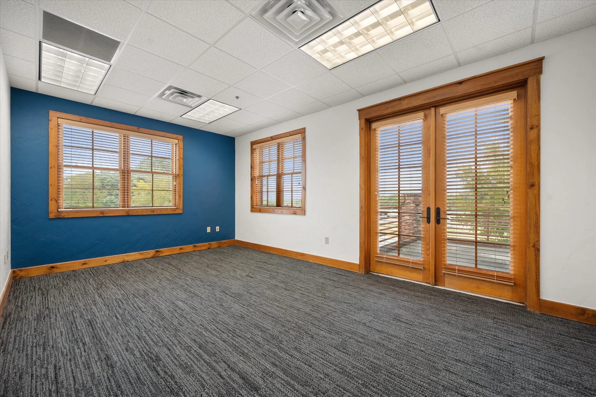 Office For Rent in Tarrant County , 2340 W Interstate 20, Arlington, Texas 76017, 0, 0, Garage spaces, 0 Sqft, built in 2003, mls#21406271, Real Estate Agent in Arlington, Homes For Rent in Tarrant county, Homes For Rent in Arlington, Realtor in Arlington Texas, Real Estate Brokerage Independent Realty Texas, Luminita Cordes Realtor