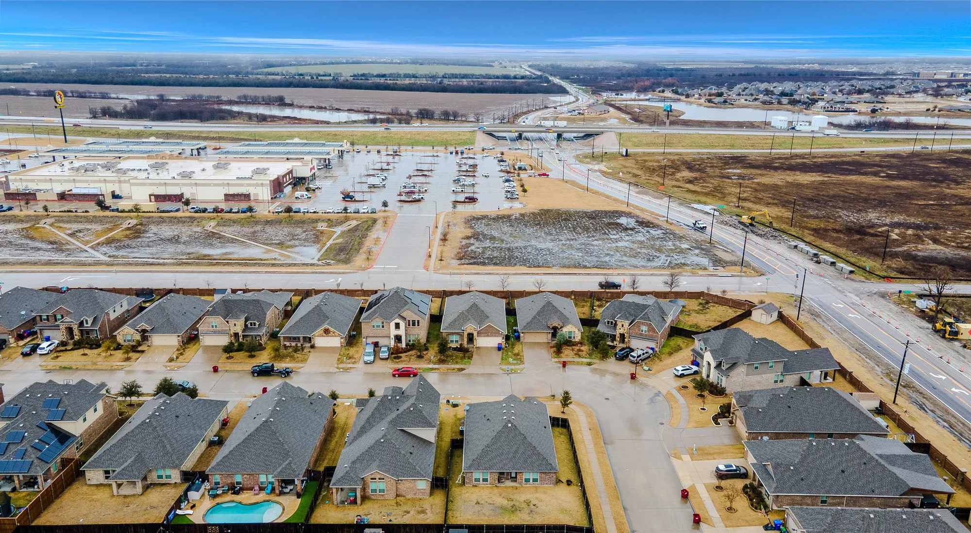 Single Family Residence For Rent in Hunt County , 3225 Shady River Trail, Royse City, Texas 75189, 3 Bedroom, 2 Bathroom, 2 Garage spaces, 1,858 Sqft, built in 2018, mls#21405724, Real Estate Agent in Royse City, Homes For Rent in Hunt county, Homes For Rent in Royse City, Realtor in Royse City Texas, Real Estate Brokerage Independent Realty Texas, Luminita Cordes Realtor