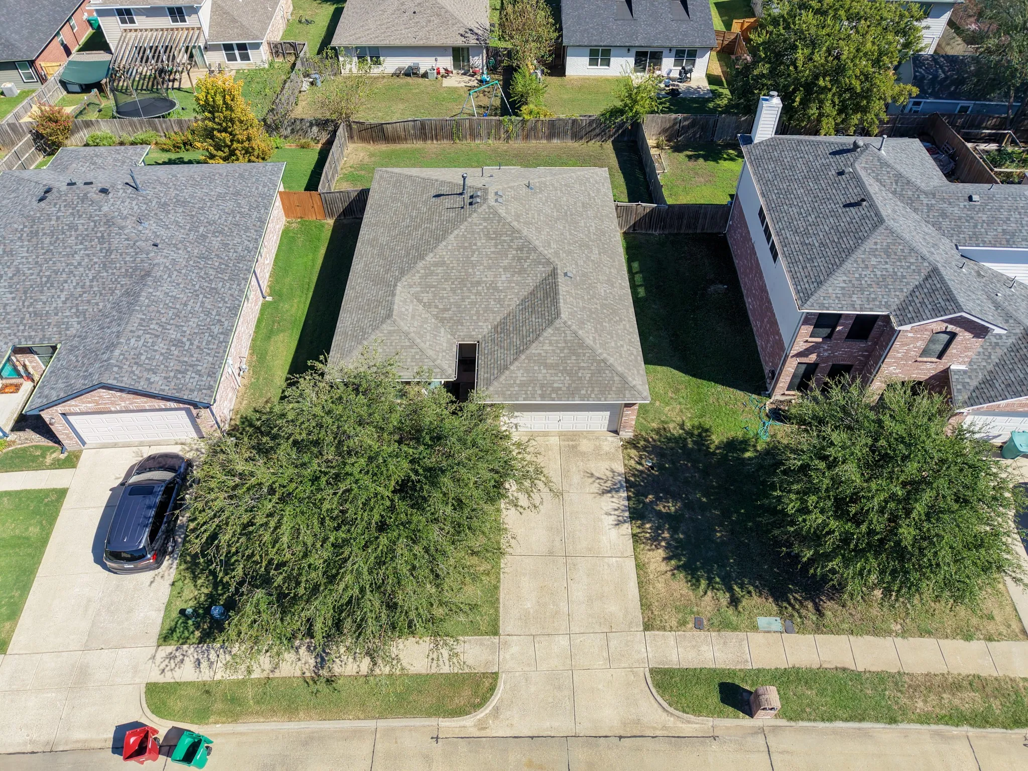 Single Family Residence For Sale in Grayson County , 2111 Southridge Lane, Sherman, Texas 75092, 3 Bedroom, 2 Bathroom, 2 Garage spaces, 1,574 Sqft, built in 2006, mls#21405528, Real Estate Agent in Sherman, Homes For Sale in Grayson county, Homes For Sale in Sherman, Realtor in Sherman Texas, Real Estate Brokerage Independent Realty Texas, Luminita Cordes Realtor
