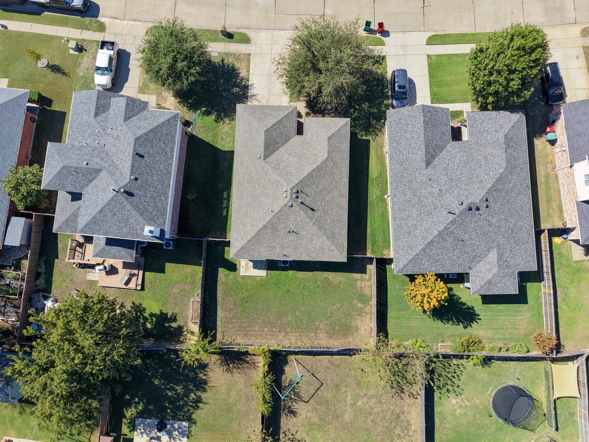 Single Family Residence For Sale in Grayson County , 2111 Southridge Lane, Sherman, Texas 75092, 3 Bedroom, 2 Bathroom, 2 Garage spaces, 1,574 Sqft, built in 2006, mls#21405528, Real Estate Agent in Sherman, Homes For Sale in Grayson county, Homes For Sale in Sherman, Realtor in Sherman Texas, Real Estate Brokerage Independent Realty Texas, Luminita Cordes Realtor