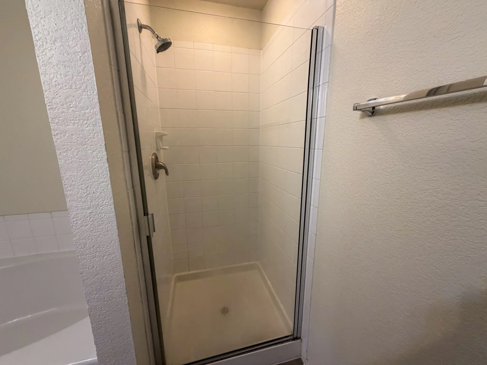 Single Family Residence For Sale in Grayson County , 2111 Southridge Lane, Sherman, Texas 75092, 3 Bedroom, 2 Bathroom, 2 Garage spaces, 1,574 Sqft, built in 2006, mls#21405528, Real Estate Agent in Sherman, Homes For Sale in Grayson county, Homes For Sale in Sherman, Realtor in Sherman Texas, Real Estate Brokerage Independent Realty Texas, Luminita Cordes Realtor