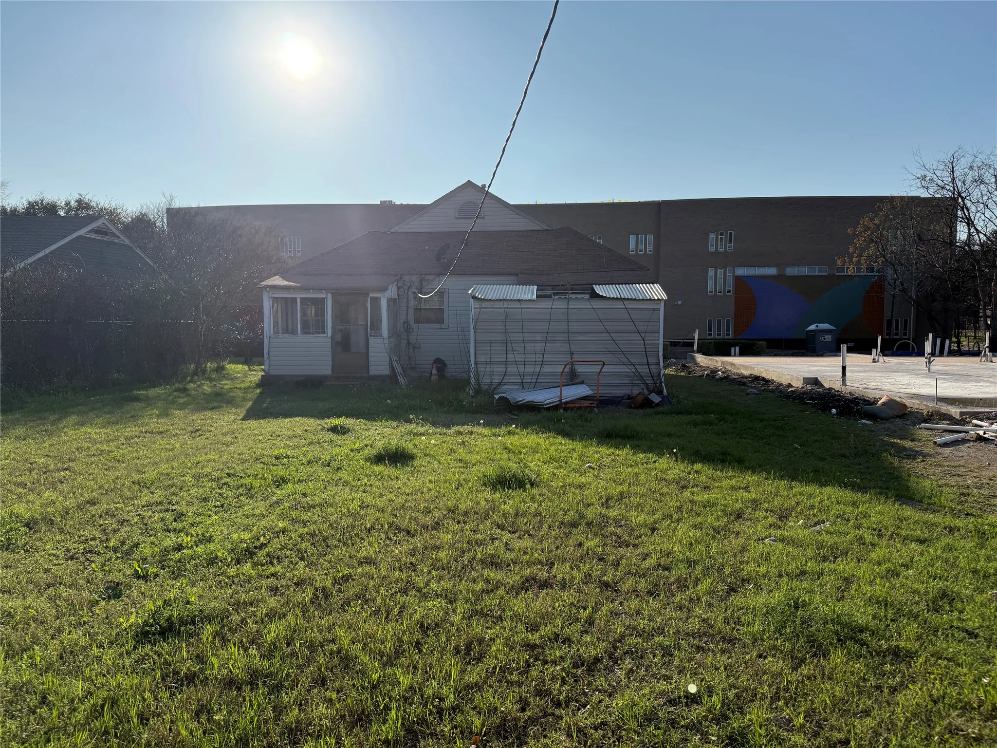 Single Family Residence For Sale in Dallas County , 6916 Victoria Avenue, Dallas, Texas 75209, 4 Bedroom, 2 Bathroom, Garage spaces, 1,016 Sqft, built in 1942, mls#21406285, Real Estate Agent in Dallas, Homes For Sale in Dallas county, Homes For Sale in Dallas, Realtor in Dallas Texas, Real Estate Brokerage Independent Realty Texas, Luminita Cordes Realtor