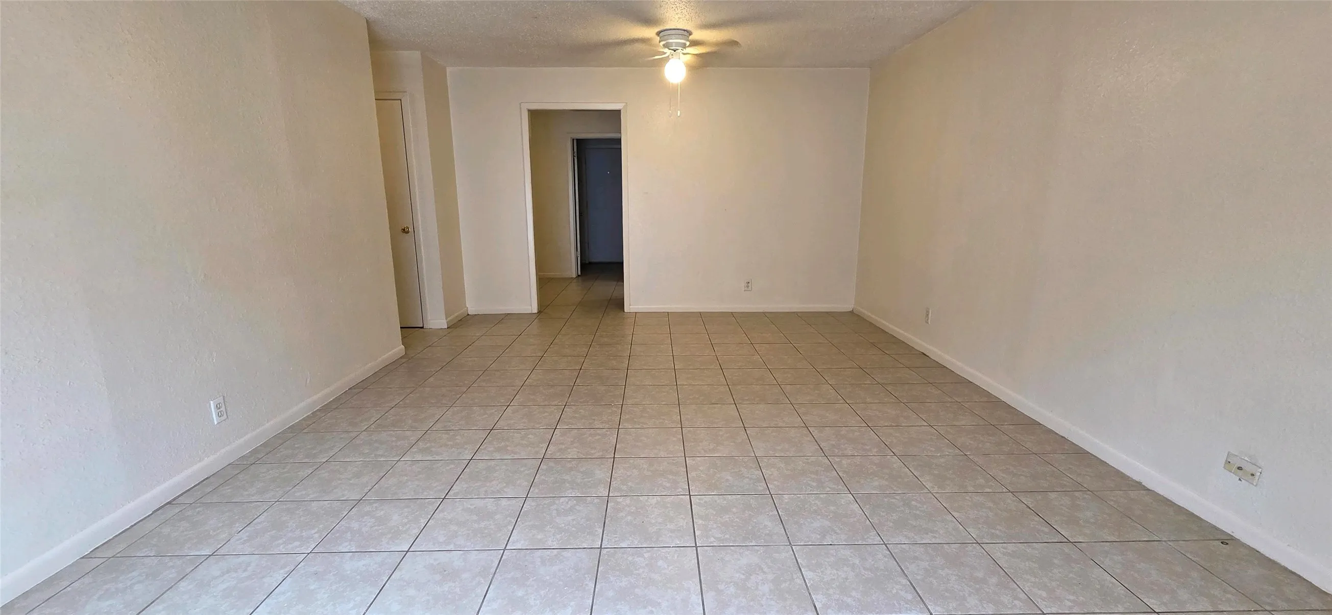 Quadruplex For Sale in Gregg County , 117 E Hoyt Drive, Longview, Texas 75601, 7 Bedroom, 5 Bathroom, Garage spaces, 0 Sqft, built in 1956, mls#21406088, Real Estate Agent in Longview, Homes For Sale in Gregg county, Homes For Sale in Longview, Realtor in Longview Texas, Real Estate Brokerage Independent Realty Texas, Luminita Cordes Realtor