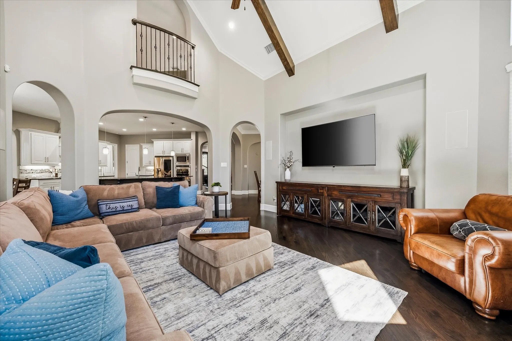 Single Family Residence For Sale in Denton County , 2355 Cutting Horse Trail, Frisco, Texas 75036, 4 Bedroom, 5 Bathroom, 3 Garage spaces, 4,588 Sqft, built in 2016, mls#21396205, Real Estate Agent in Frisco, Homes For Sale in Denton county, Homes For Sale in Frisco, Realtor in Frisco Texas, Real Estate Brokerage Independent Realty Texas, Luminita Cordes Realtor