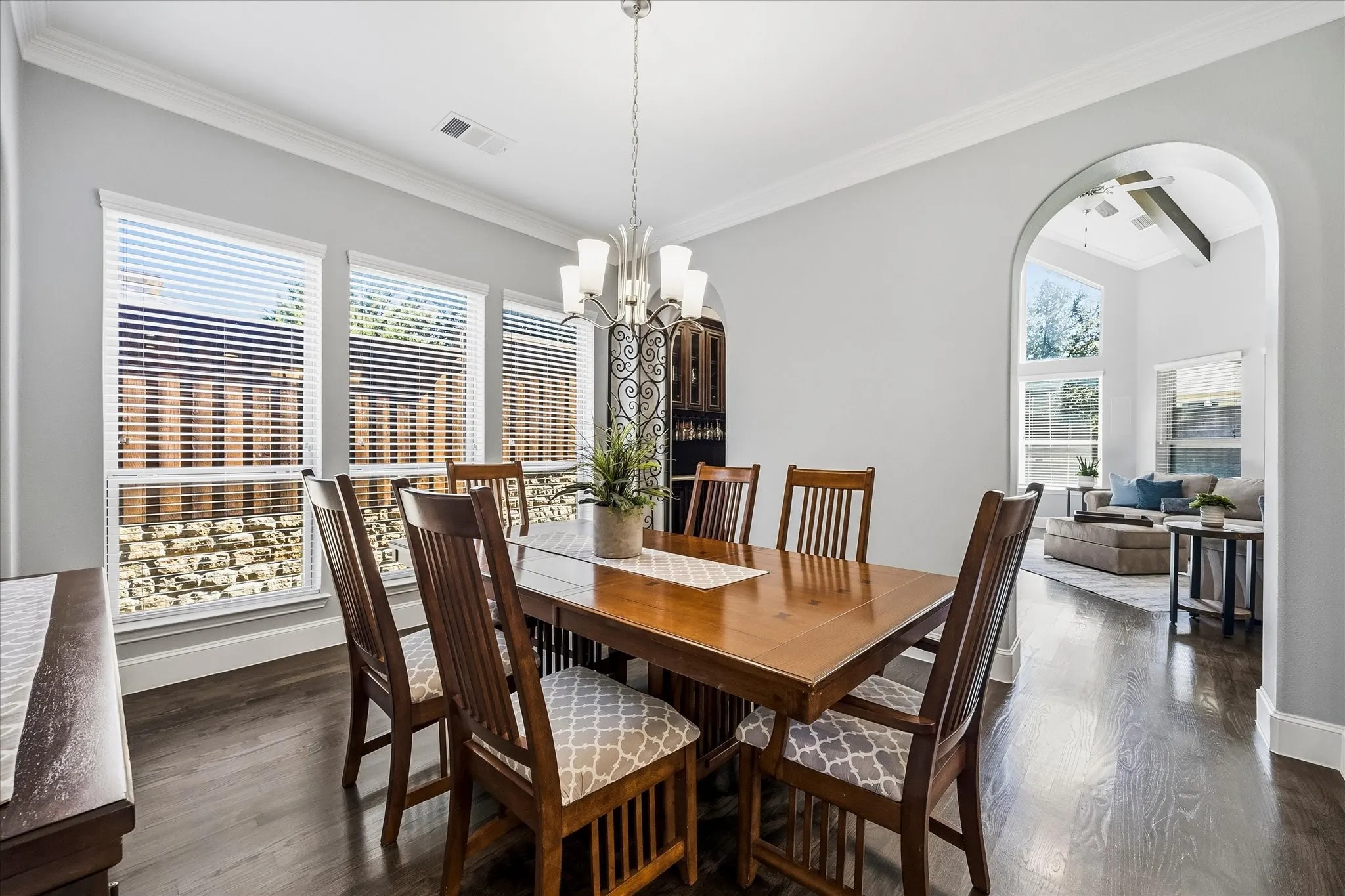Single Family Residence For Sale in Denton County , 2355 Cutting Horse Trail, Frisco, Texas 75036, 4 Bedroom, 5 Bathroom, 3 Garage spaces, 4,588 Sqft, built in 2016, mls#21396205, Real Estate Agent in Frisco, Homes For Sale in Denton county, Homes For Sale in Frisco, Realtor in Frisco Texas, Real Estate Brokerage Independent Realty Texas, Luminita Cordes Realtor