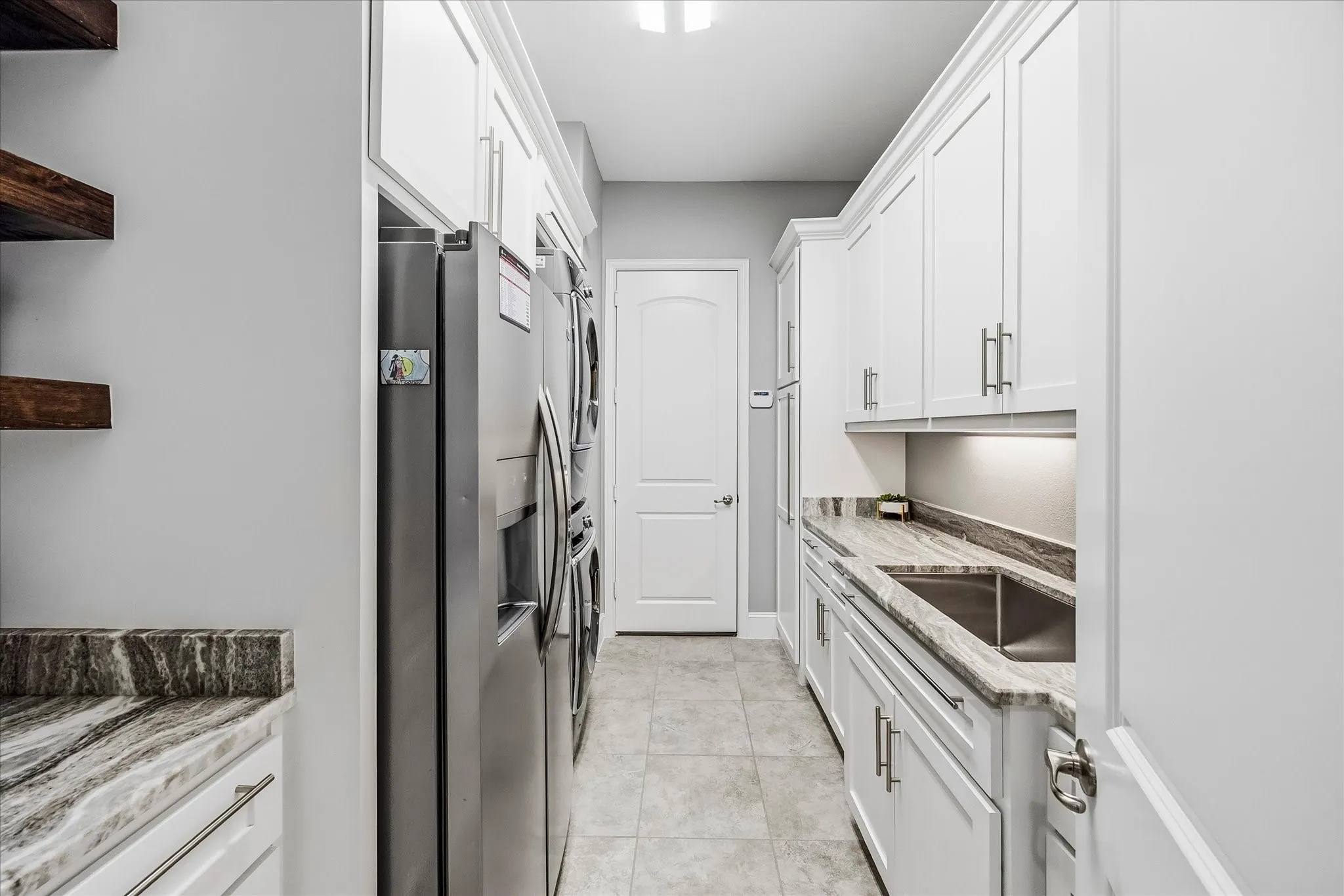 Single Family Residence For Sale in Denton County , 2355 Cutting Horse Trail, Frisco, Texas 75036, 4 Bedroom, 5 Bathroom, 3 Garage spaces, 4,588 Sqft, built in 2016, mls#21396205, Real Estate Agent in Frisco, Homes For Sale in Denton county, Homes For Sale in Frisco, Realtor in Frisco Texas, Real Estate Brokerage Independent Realty Texas, Luminita Cordes Realtor