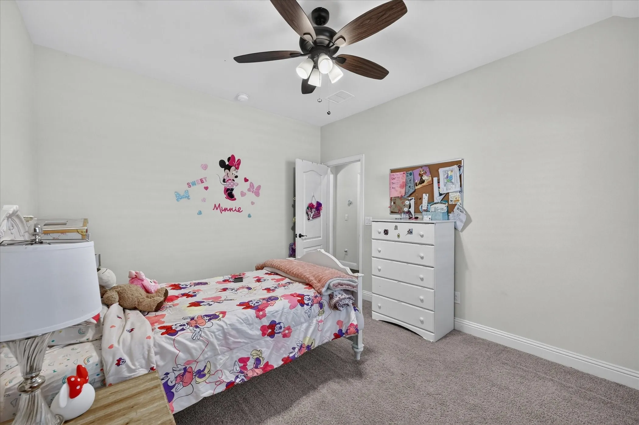 Single Family Residence For Sale in Ellis County , 457 Wolf Creek Drive, Waxahachie, Texas 75165, 5 Bedroom, 3 Bathroom, 2 Garage spaces, 3,280 Sqft, built in 2021, mls#21406214, Real Estate Agent in Waxahachie, Homes For Sale in Ellis county, Homes For Sale in Waxahachie, Realtor in Waxahachie Texas, Real Estate Brokerage Independent Realty Texas, Luminita Cordes Realtor
