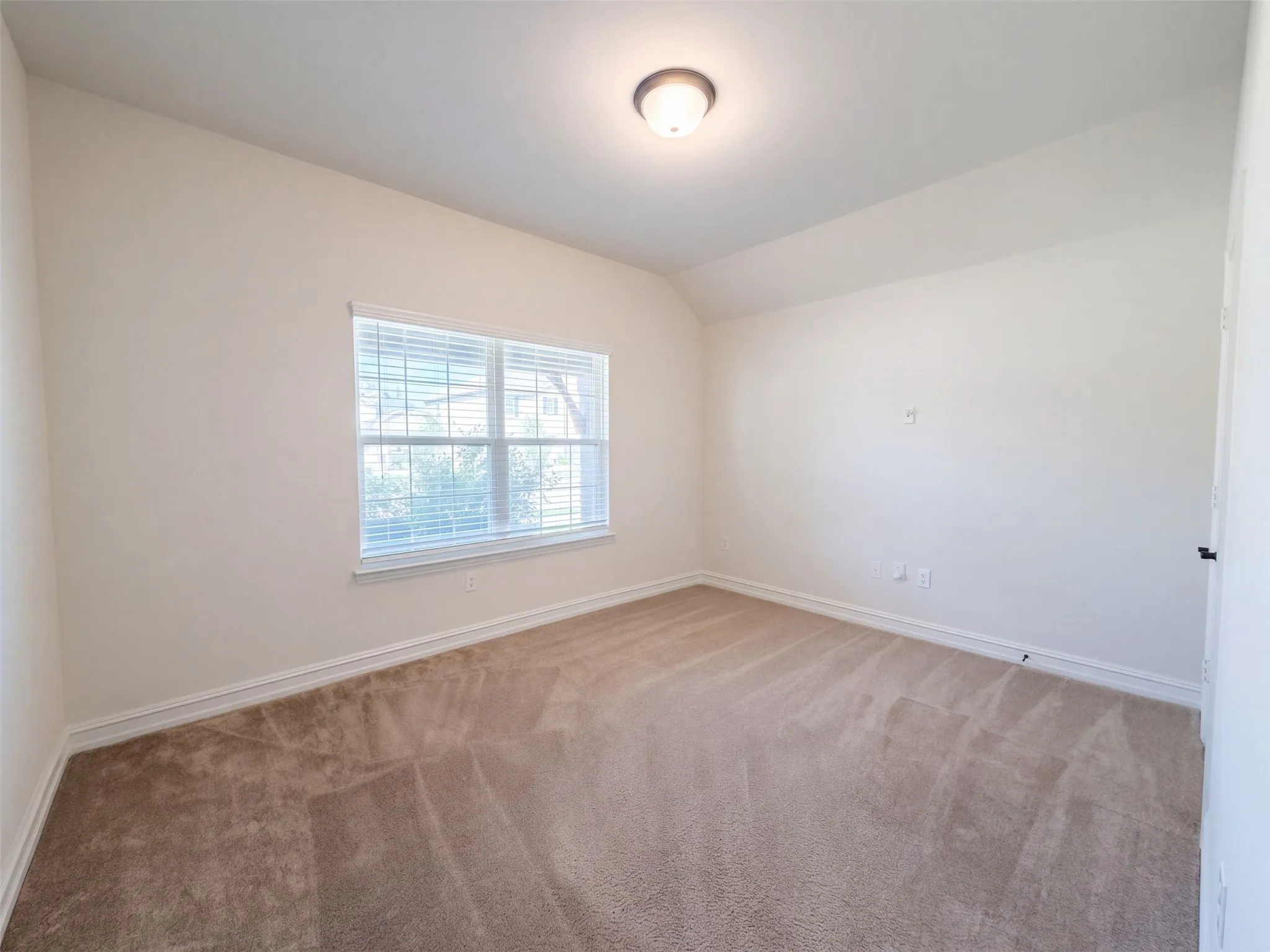 Single Family Residence For Sale in Collin County , 3412 Lillian Court, Celina, Texas 75009, 3 Bedroom, 2 Bathroom, 2 Garage spaces, 1,987 Sqft, built in 2021, mls#21406282, Real Estate Agent in Celina, Homes For Sale in Collin county, Homes For Sale in Celina, Realtor in Celina Texas, Real Estate Brokerage Independent Realty Texas, Luminita Cordes Realtor