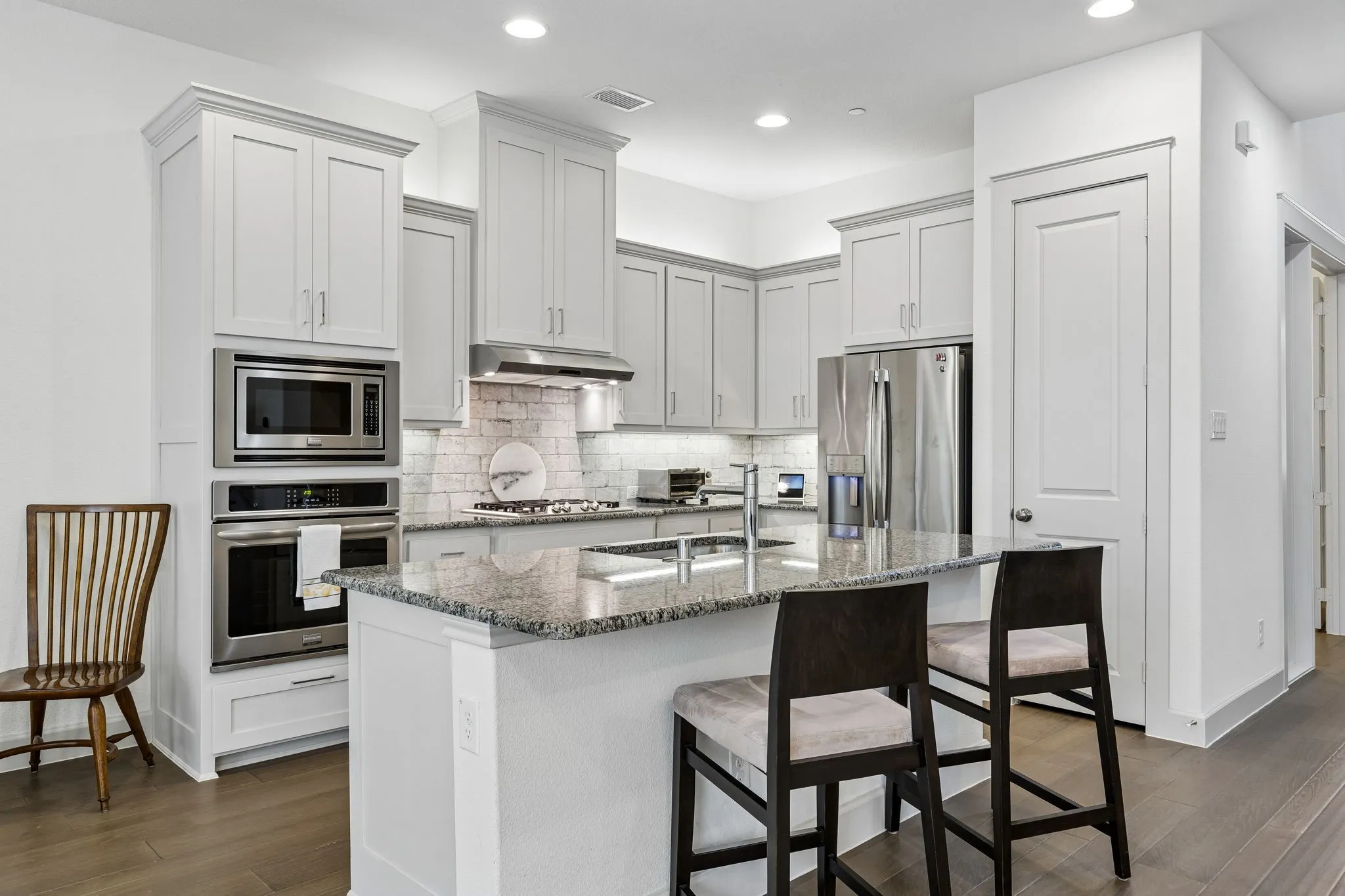 Townhouse For Sale in Denton County , 8483 Canal Street, Frisco, Texas 75034, 2 Bedroom, 3 Bathroom, 2 Garage spaces, 1,731 Sqft, built in 2016, mls#21399032, Real Estate Agent in Frisco, Homes For Sale in Denton county, Homes For Sale in Frisco, Realtor in Frisco Texas, Real Estate Brokerage Independent Realty Texas, Luminita Cordes Realtor