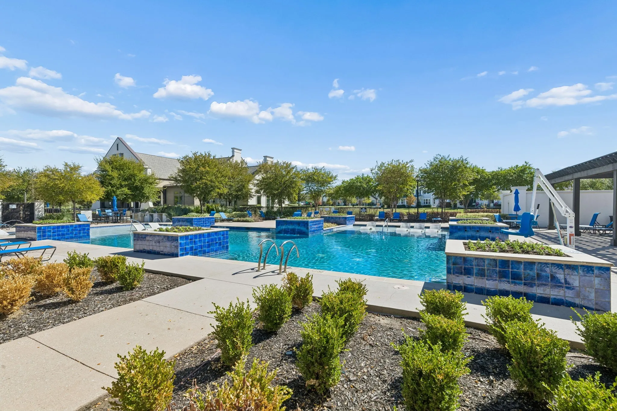 Townhouse For Sale in Denton County , 8483 Canal Street, Frisco, Texas 75034, 2 Bedroom, 3 Bathroom, 2 Garage spaces, 1,731 Sqft, built in 2016, mls#21399032, Real Estate Agent in Frisco, Homes For Sale in Denton county, Homes For Sale in Frisco, Realtor in Frisco Texas, Real Estate Brokerage Independent Realty Texas, Luminita Cordes Realtor