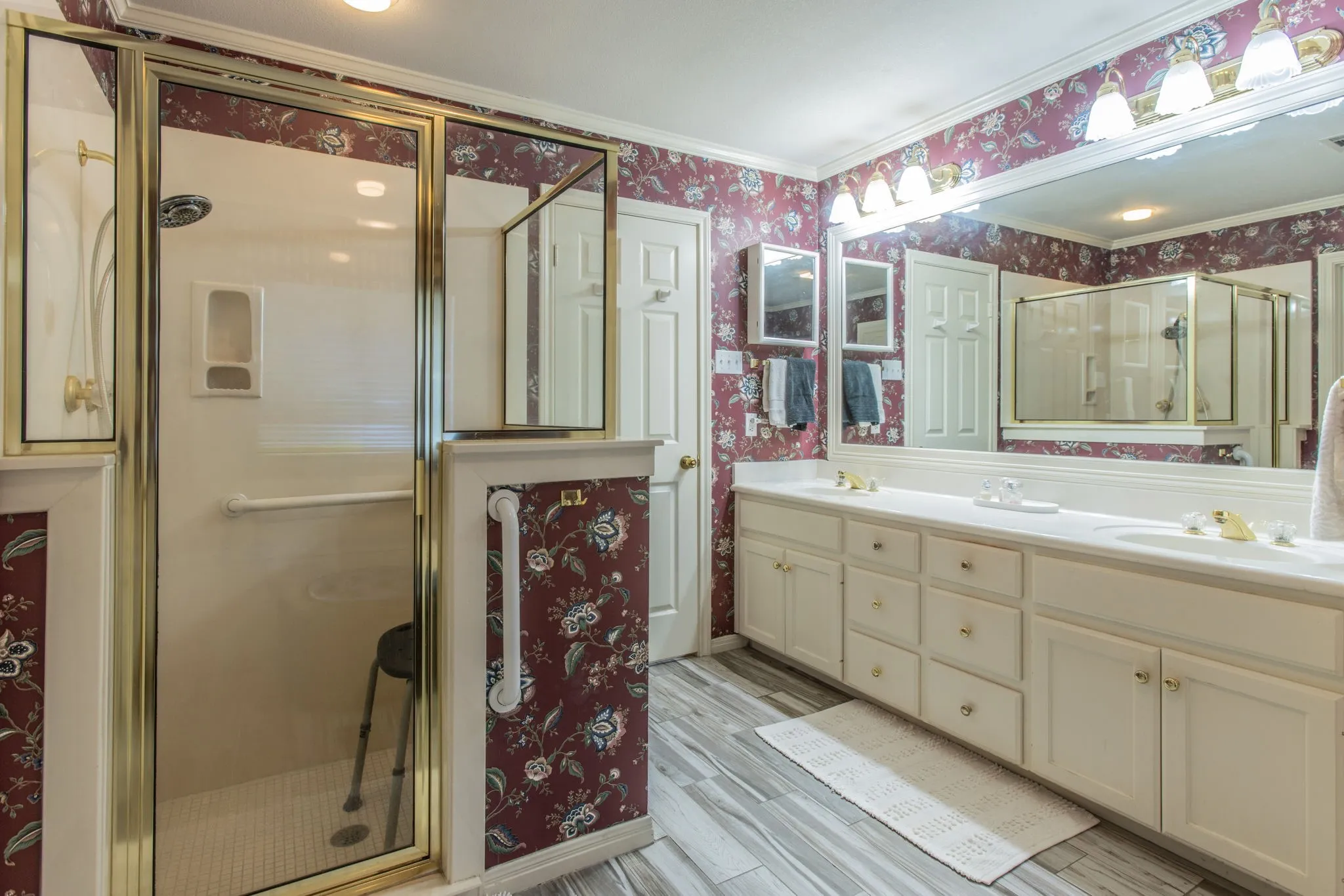 Single Family Residence For Sale in Mc Lennan County , 408 Telluride, Waco, Texas 76712, 4 Bedroom, 3 Bathroom, 2 Garage spaces, 2,533 Sqft, built in 1996, mls#21402102, Real Estate Agent in Waco, Homes For Sale in Mc Lennan county, Homes For Sale in Waco, Realtor in Waco Texas, Real Estate Brokerage Independent Realty Texas, Luminita Cordes Realtor