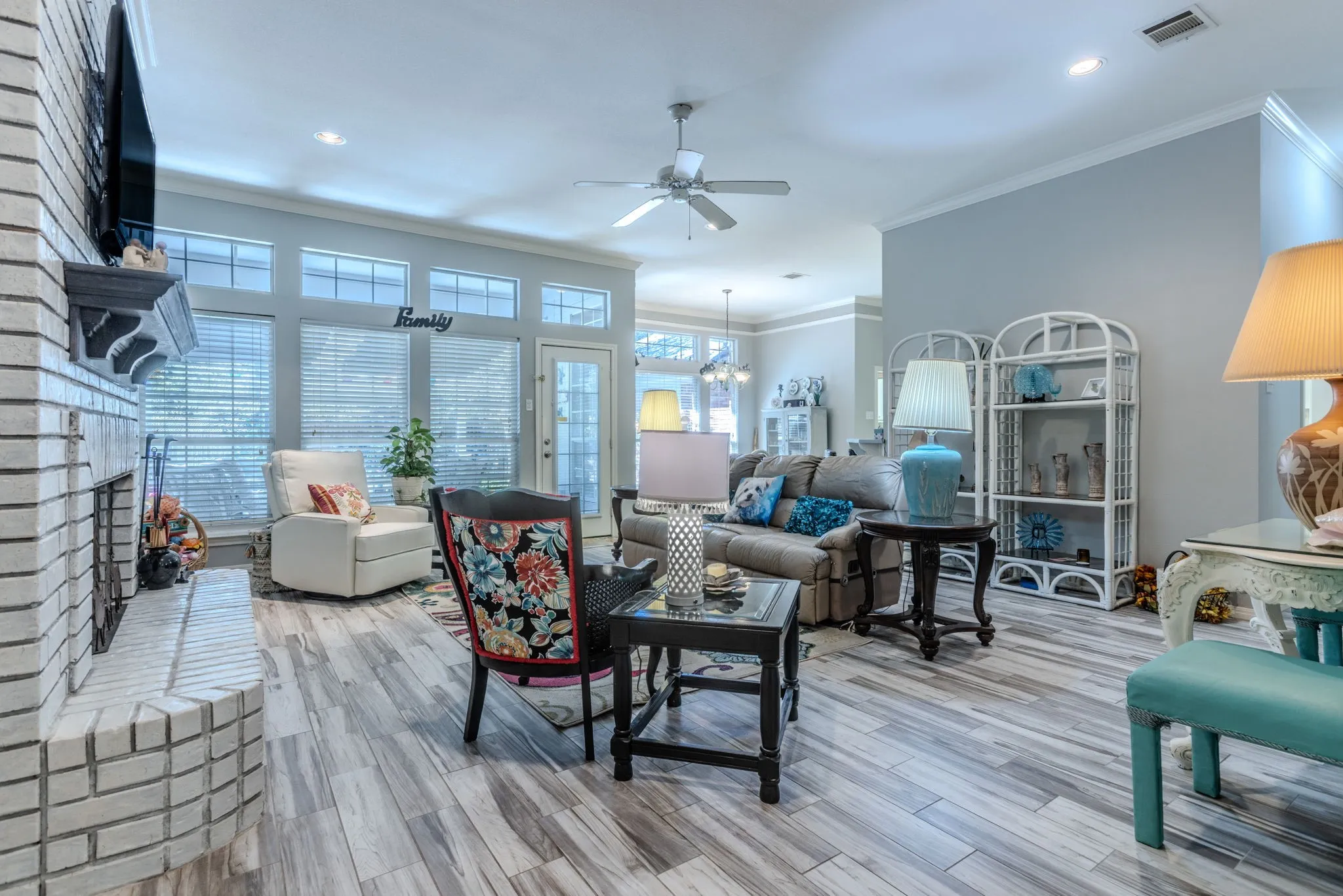 Single Family Residence For Sale in Mc Lennan County , 408 Telluride, Waco, Texas 76712, 4 Bedroom, 3 Bathroom, 2 Garage spaces, 2,533 Sqft, built in 1996, mls#21402102, Real Estate Agent in Waco, Homes For Sale in Mc Lennan county, Homes For Sale in Waco, Realtor in Waco Texas, Real Estate Brokerage Independent Realty Texas, Luminita Cordes Realtor