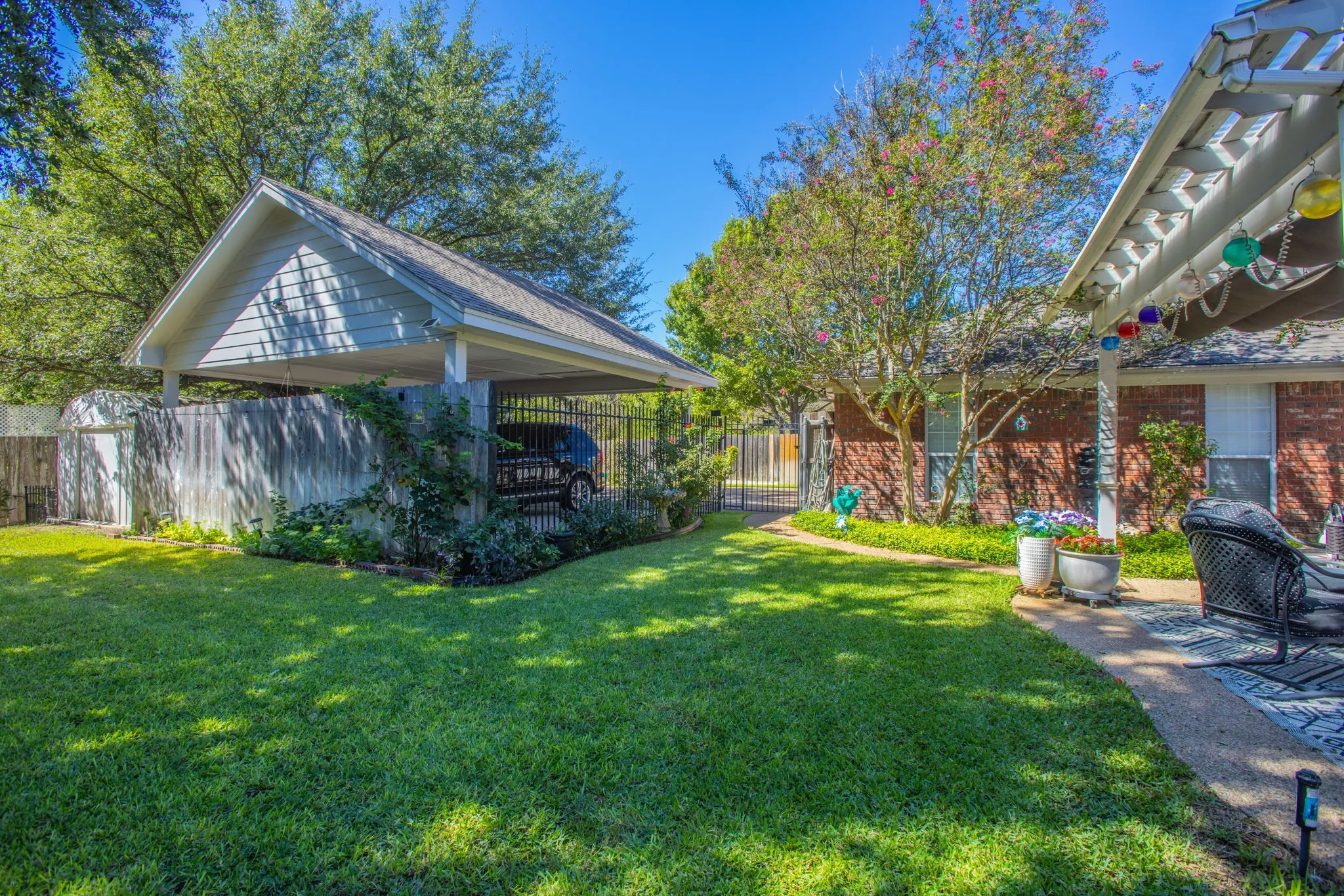 Single Family Residence For Sale in Mc Lennan County , 408 Telluride, Waco, Texas 76712, 4 Bedroom, 3 Bathroom, 2 Garage spaces, 2,533 Sqft, built in 1996, mls#21402102, Real Estate Agent in Waco, Homes For Sale in Mc Lennan county, Homes For Sale in Waco, Realtor in Waco Texas, Real Estate Brokerage Independent Realty Texas, Luminita Cordes Realtor