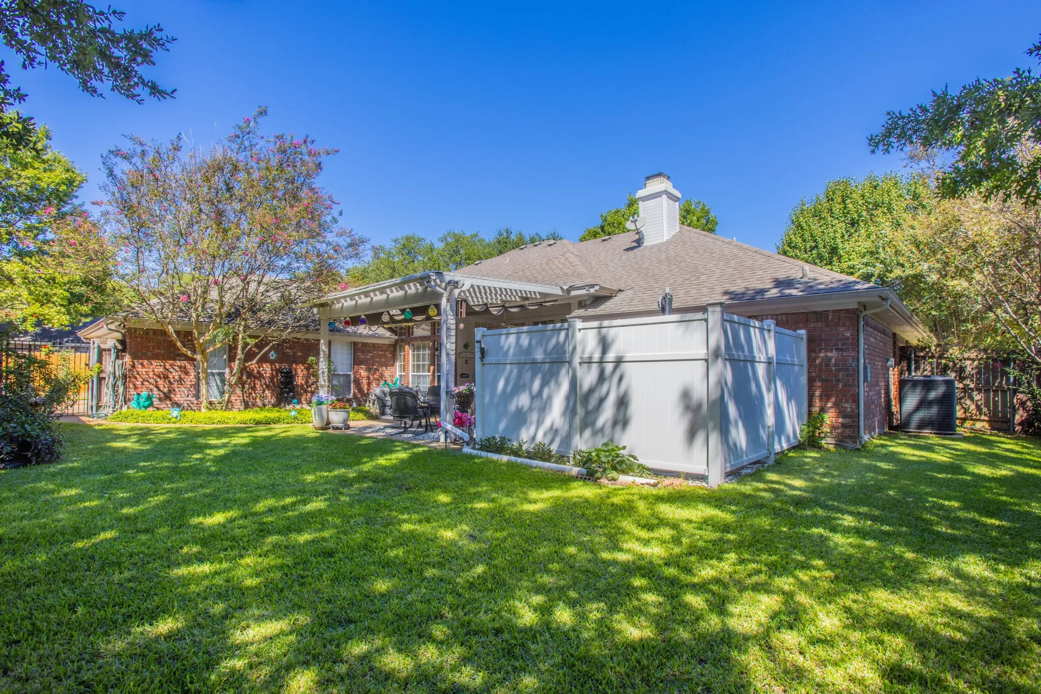 Single Family Residence For Sale in Mc Lennan County , 408 Telluride, Waco, Texas 76712, 4 Bedroom, 3 Bathroom, 2 Garage spaces, 2,533 Sqft, built in 1996, mls#21402102, Real Estate Agent in Waco, Homes For Sale in Mc Lennan county, Homes For Sale in Waco, Realtor in Waco Texas, Real Estate Brokerage Independent Realty Texas, Luminita Cordes Realtor