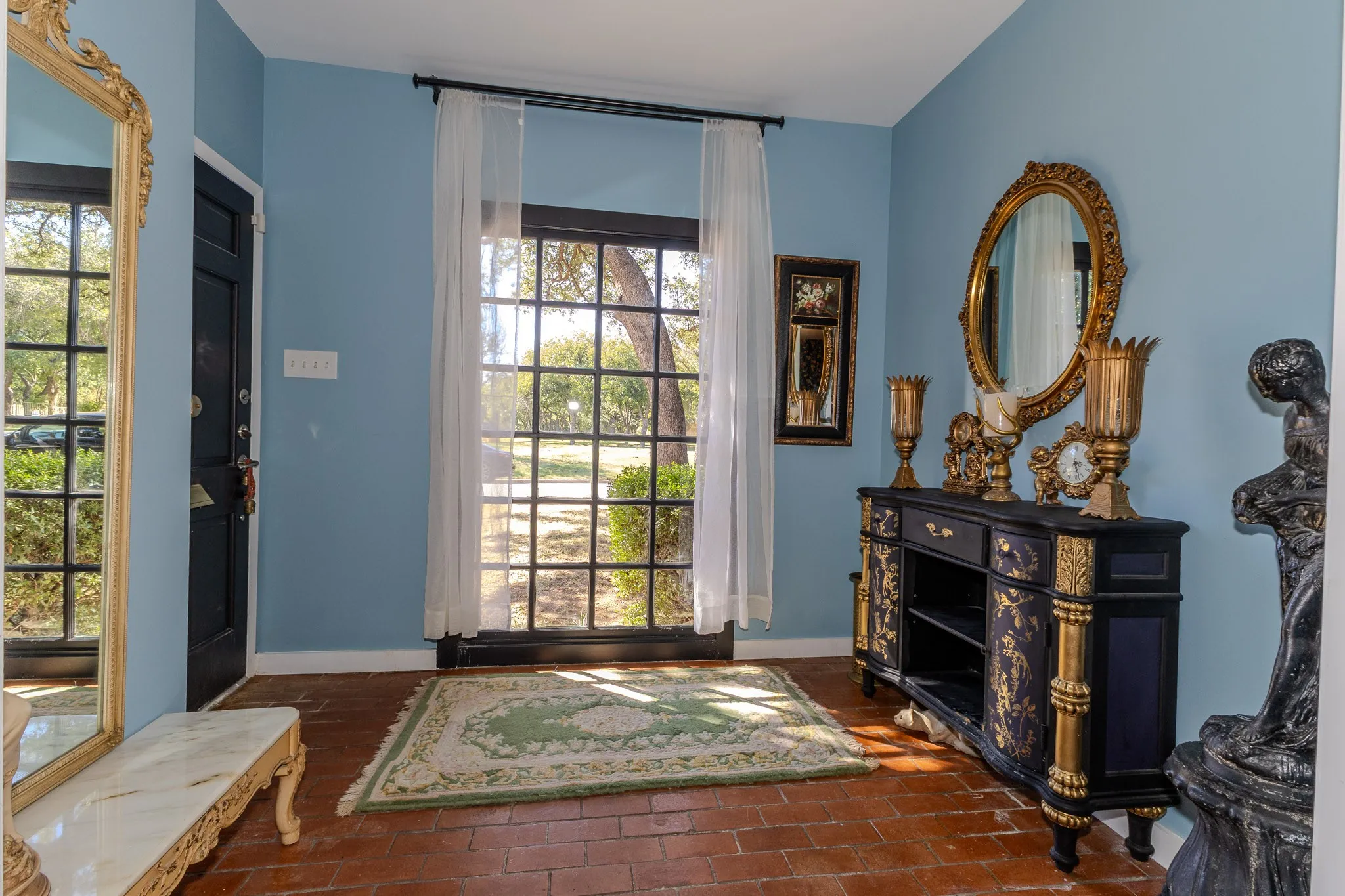 Single Family Residence For Sale in Taylor County , 1125 Hollis Drive, Abilene, Texas 79605, 2 Bedroom, 2 Bathroom, 2 Garage spaces, 1,793 Sqft, built in 1937, mls#21406303, Real Estate Agent in Abilene, Homes For Sale in Taylor county, Homes For Sale in Abilene, Realtor in Abilene Texas, Real Estate Brokerage Independent Realty Texas, Luminita Cordes Realtor
