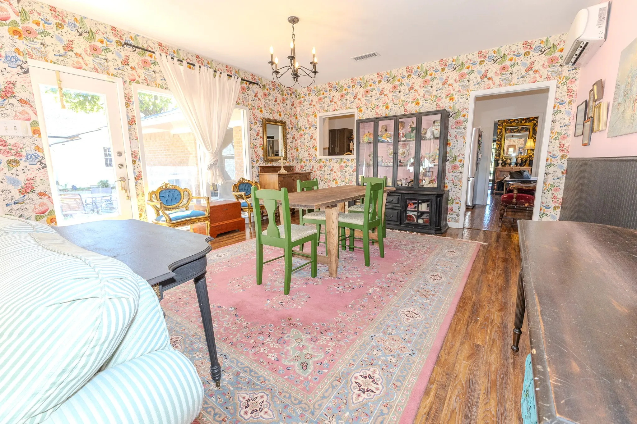 Single Family Residence For Sale in Taylor County , 1125 Hollis Drive, Abilene, Texas 79605, 2 Bedroom, 2 Bathroom, 2 Garage spaces, 1,793 Sqft, built in 1937, mls#21406303, Real Estate Agent in Abilene, Homes For Sale in Taylor county, Homes For Sale in Abilene, Realtor in Abilene Texas, Real Estate Brokerage Independent Realty Texas, Luminita Cordes Realtor