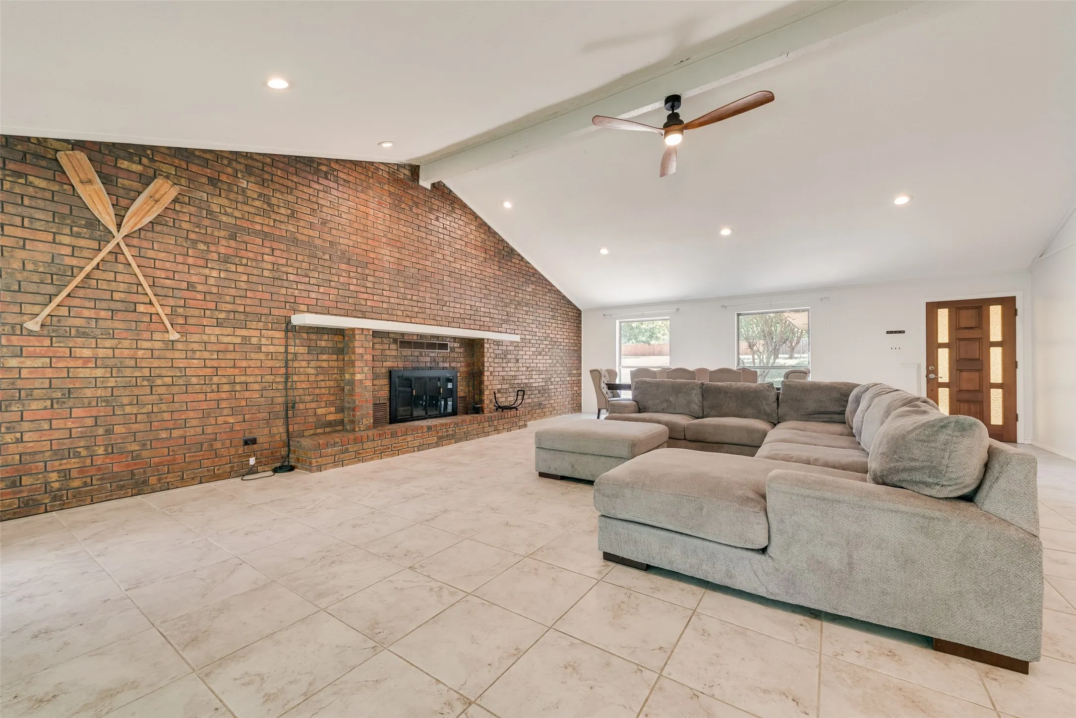 Single Family Residence For Rent in Henderson County , 110 LA Jolla Street, Mabank, Texas 75156, 3 Bedroom, 2 Bathroom, Garage spaces, 1,760 Sqft, built in 1981, mls#21392087, Real Estate Agent in Mabank, Homes For Rent in Henderson county, Homes For Rent in Mabank, Realtor in Mabank Texas, Real Estate Brokerage Independent Realty Texas, Luminita Cordes Realtor