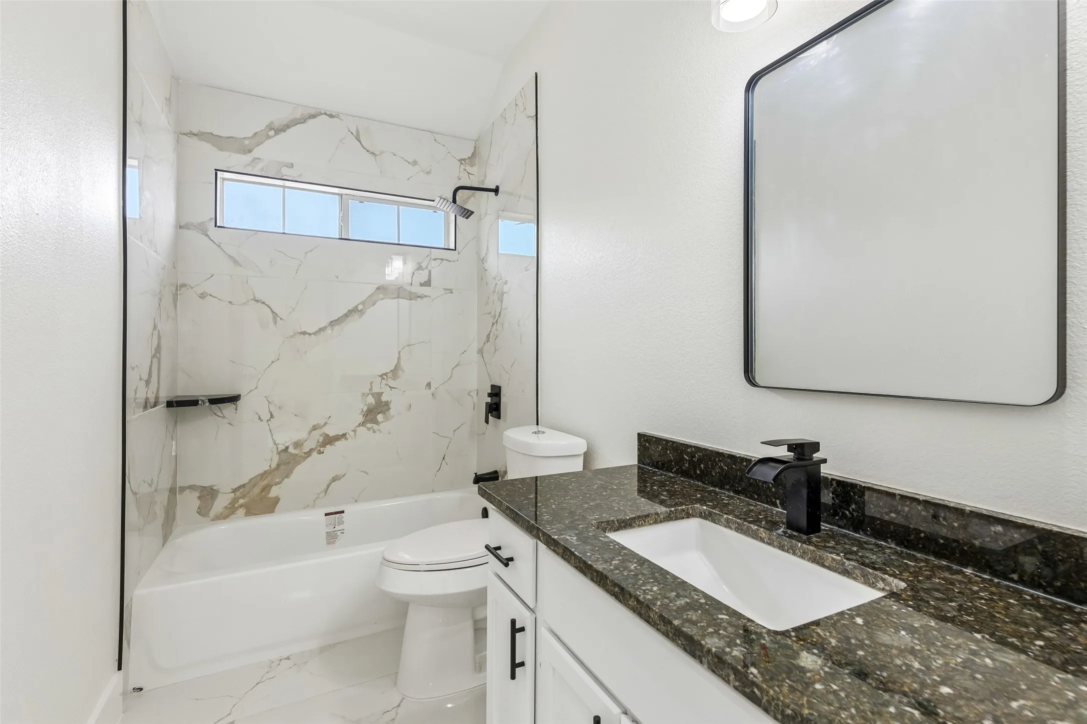 Single Family Residence For Sale in Tarrant County , 7108 Cadillac Boulevard, Arlington, Texas 76016, 4 Bedroom, 4 Bathroom, 2 Garage spaces, 2,528 Sqft, built in 1994, mls#21397530, Real Estate Agent in Arlington, Homes For Sale in Tarrant county, Homes For Sale in Arlington, Realtor in Arlington Texas, Real Estate Brokerage Independent Realty Texas, Luminita Cordes Realtor