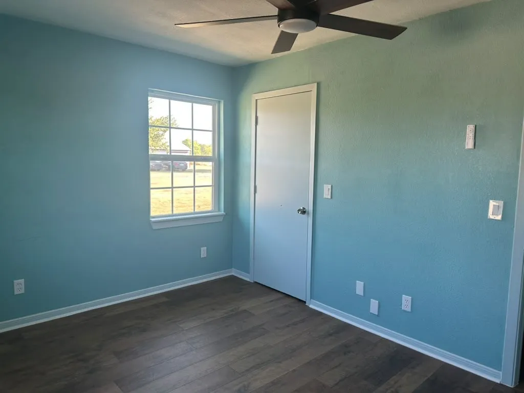 Manufactured Home For Rent in Collin County , 3472 Stickhorse Lane, Mc Kinney, Texas 75071, 2 Bedroom, 2 Bathroom, Garage spaces, 900 Sqft, built in 1984, mls#21406314, Real Estate Agent in Mc Kinney, Homes For Rent in Collin county, Homes For Rent in Mc Kinney, Realtor in Mc Kinney Texas, Real Estate Brokerage Independent Realty Texas, Luminita Cordes Realtor