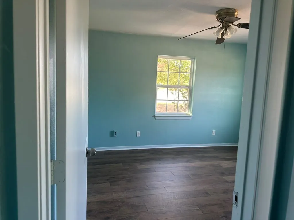Manufactured Home For Rent in Collin County , 3472 Stickhorse Lane, Mc Kinney, Texas 75071, 2 Bedroom, 2 Bathroom, Garage spaces, 900 Sqft, built in 1984, mls#21406314, Real Estate Agent in Mc Kinney, Homes For Rent in Collin county, Homes For Rent in Mc Kinney, Realtor in Mc Kinney Texas, Real Estate Brokerage Independent Realty Texas, Luminita Cordes Realtor