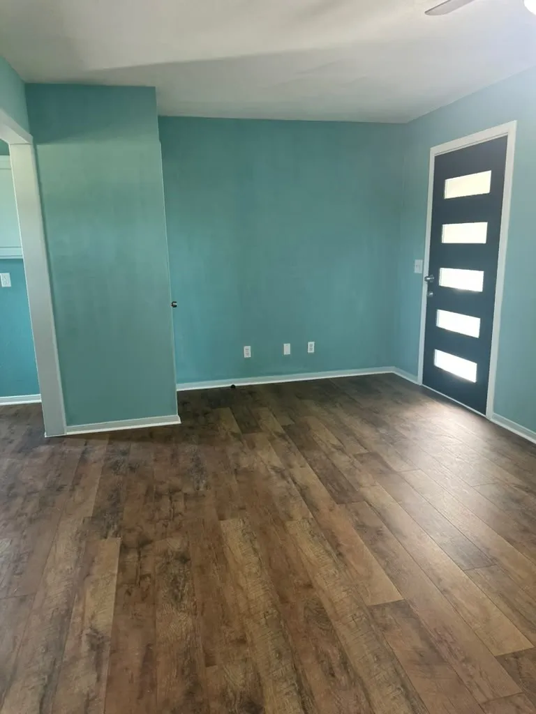 Manufactured Home For Rent in Collin County , 3472 Stickhorse Lane, Mc Kinney, Texas 75071, 2 Bedroom, 2 Bathroom, Garage spaces, 900 Sqft, built in 1984, mls#21406314, Real Estate Agent in Mc Kinney, Homes For Rent in Collin county, Homes For Rent in Mc Kinney, Realtor in Mc Kinney Texas, Real Estate Brokerage Independent Realty Texas, Luminita Cordes Realtor