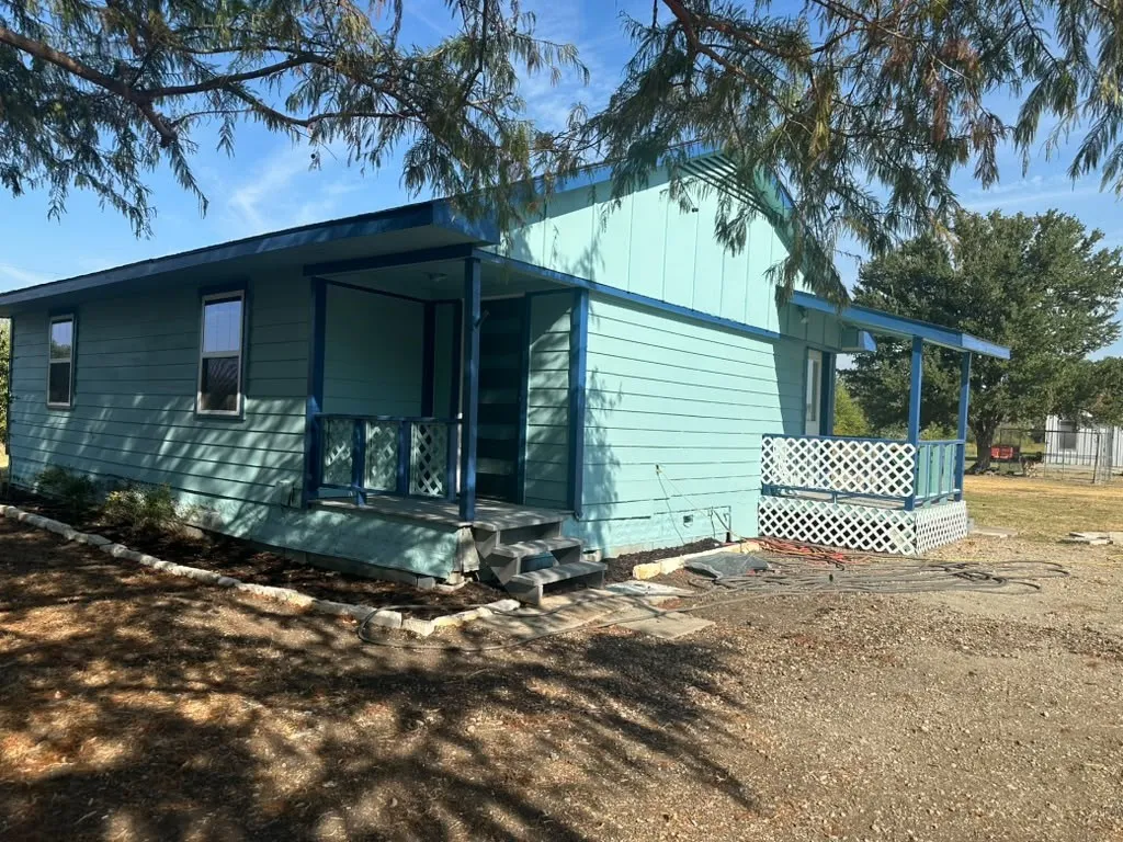 Manufactured Home For Rent in Collin County , 3472 Stickhorse Lane, Mc Kinney, Texas 75071, 2 Bedroom, 2 Bathroom, Garage spaces, 900 Sqft, built in 1984, mls#21406314, Real Estate Agent in Mc Kinney, Homes For Rent in Collin county, Homes For Rent in Mc Kinney, Realtor in Mc Kinney Texas, Real Estate Brokerage Independent Realty Texas, Luminita Cordes Realtor