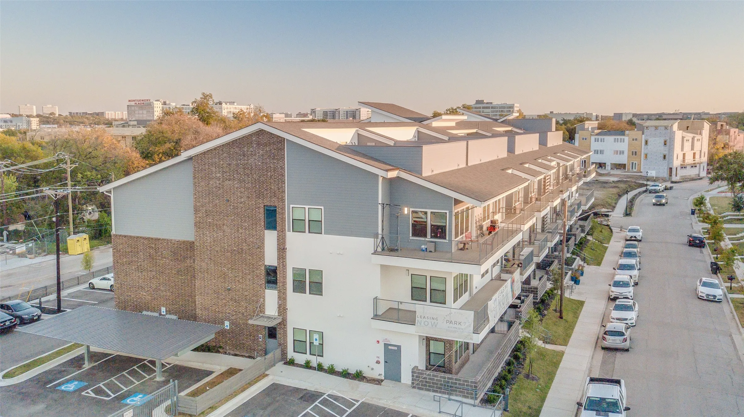 Apartment For Rent in Tarrant County , 209 Wimberly Street 1-109, Fort Worth, Texas 76107, 1 Bedroom, 1 Bathroom, Garage spaces, 730 Sqft, built in 2017, mls#21406316, Real Estate Agent in Fort Worth, Homes For Rent in Tarrant county, Homes For Rent in Fort Worth, Realtor in Fort Worth Texas, Real Estate Brokerage Independent Realty Texas, Luminita Cordes Realtor