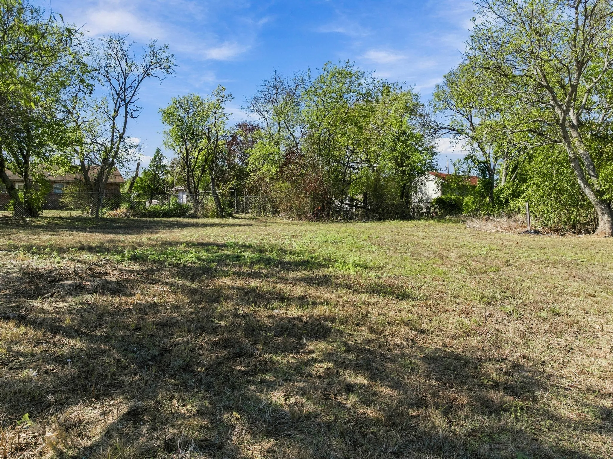 Unimproved Land For Sale in Hill County , TBD Corsicana & Pine Street, Hillsboro, Texas 76645, 0, 0, Garage spaces, 0 Sqft, built in 0, mls#21404608, Real Estate Agent in Hillsboro, Homes For Sale in Hill county, Homes For Sale in Hillsboro, Realtor in Hillsboro Texas, Real Estate Brokerage Independent Realty Texas, Luminita Cordes Realtor