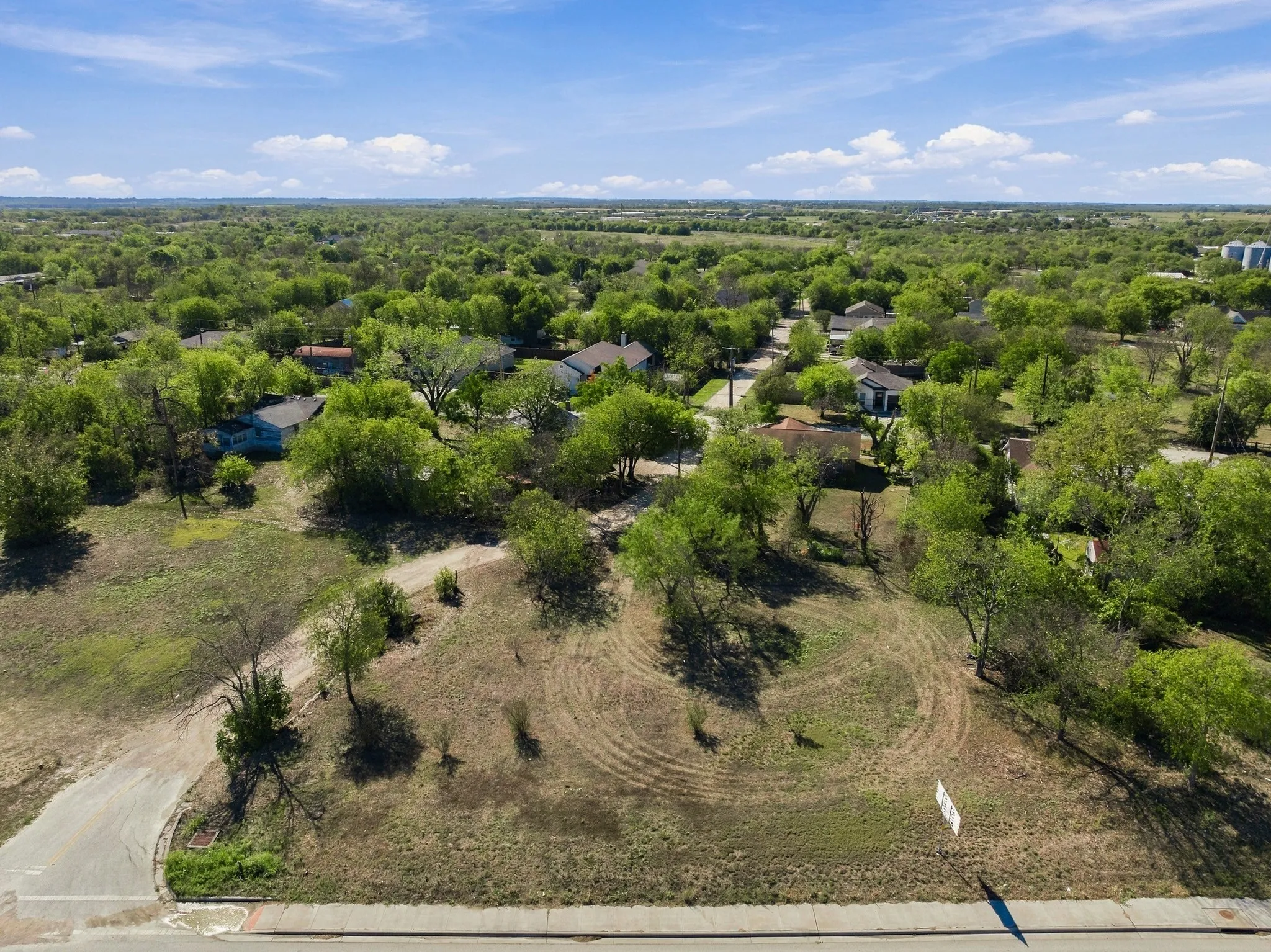 Unimproved Land For Sale in Hill County , TBD Corsicana & Pine Street, Hillsboro, Texas 76645, 0, 0, Garage spaces, 0 Sqft, built in 0, mls#21404608, Real Estate Agent in Hillsboro, Homes For Sale in Hill county, Homes For Sale in Hillsboro, Realtor in Hillsboro Texas, Real Estate Brokerage Independent Realty Texas, Luminita Cordes Realtor