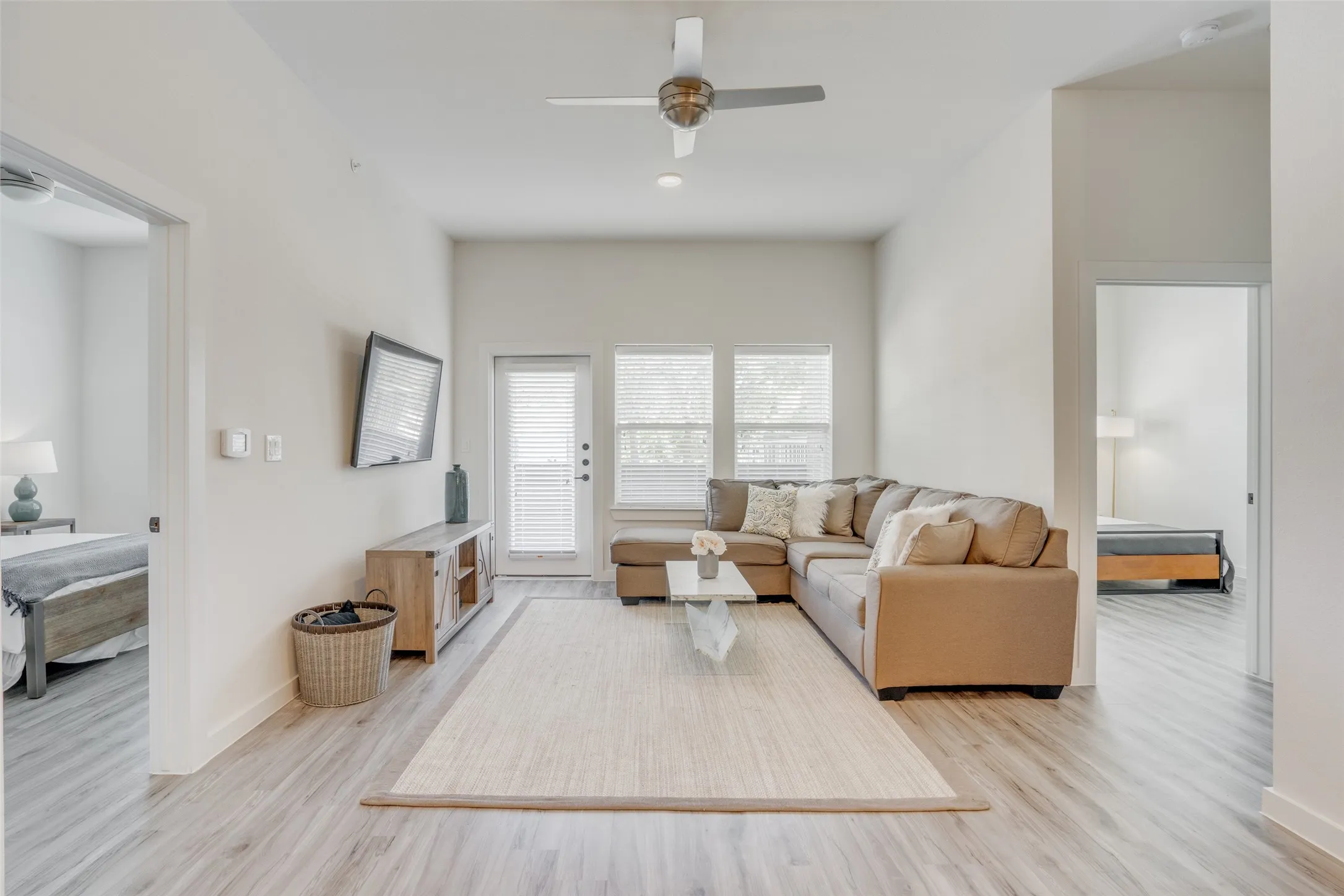 Apartment For Rent in Tarrant County , 209 Wimberly Street 2-301, Fort Worth, Texas 76107, 2 Bedroom, 2 Bathroom, Garage spaces, 1,179 Sqft, built in 2017, mls#21406320, Real Estate Agent in Fort Worth, Homes For Rent in Tarrant county, Homes For Rent in Fort Worth, Realtor in Fort Worth Texas, Real Estate Brokerage Independent Realty Texas, Luminita Cordes Realtor