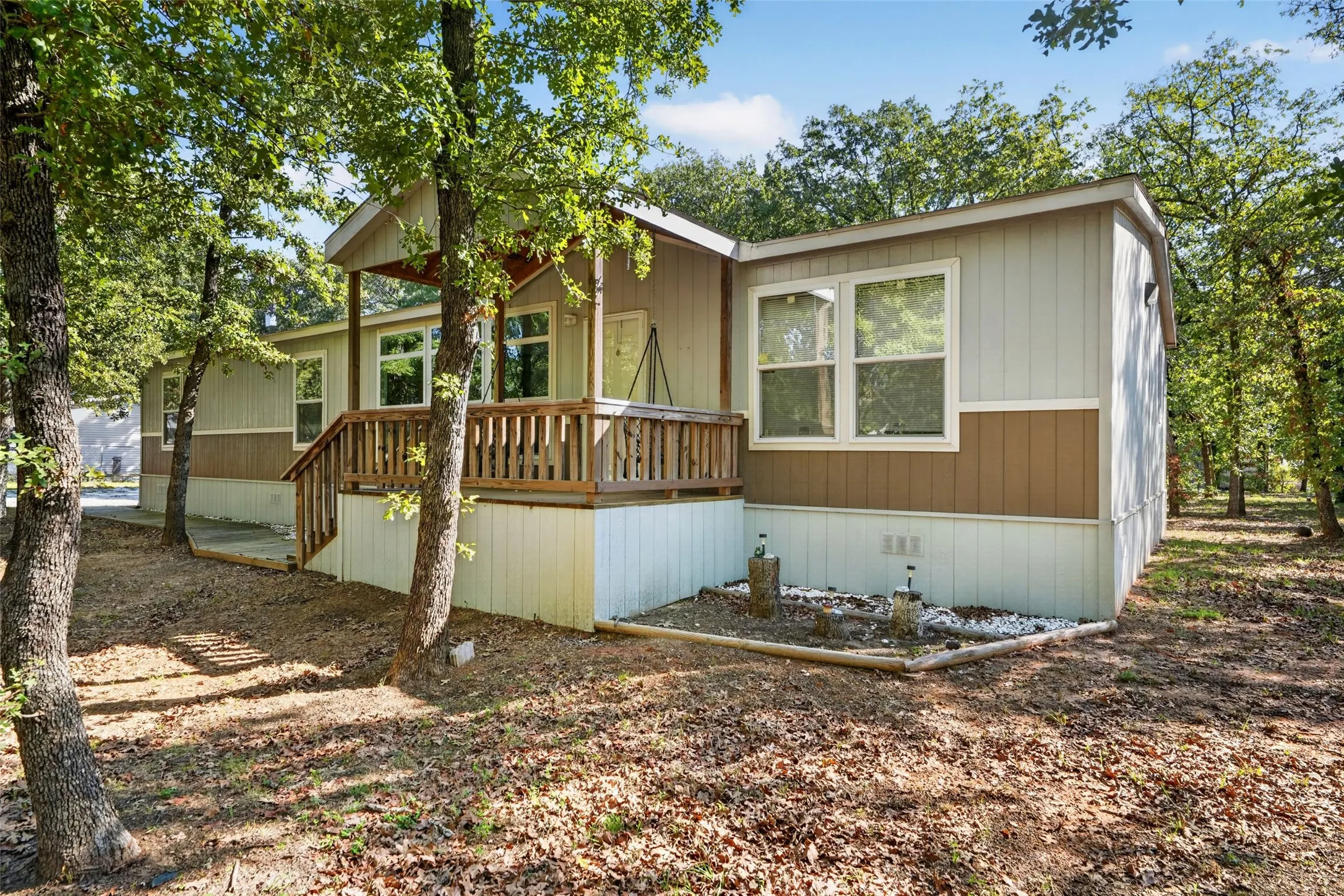 Manufactured Home For Sale in Parker County , 145 Adalida Lane, Springtown, Texas 76082, 4 Bedroom, 2 Bathroom, 4 Garage spaces, 2,048 Sqft, built in 2020, mls#21406225, Real Estate Agent in Springtown, Homes For Sale in Parker county, Homes For Sale in Springtown, Realtor in Springtown Texas, Real Estate Brokerage Independent Realty Texas, Luminita Cordes Realtor